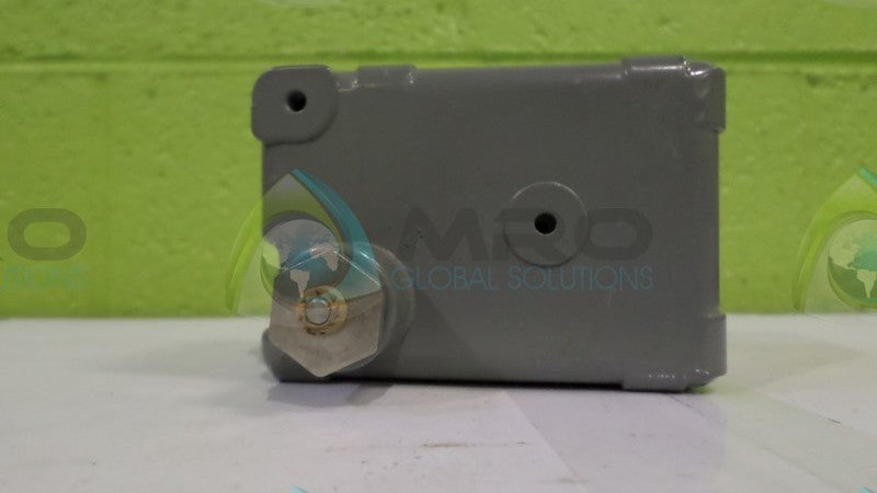 MICRO SWITCH OPD-AR231 SPLASH PROOF SWITCH NSNP
