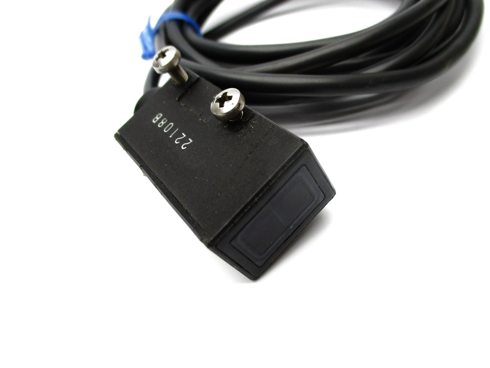 OMRON E3S-DS10B4 (AS PICTURED) UNMP
