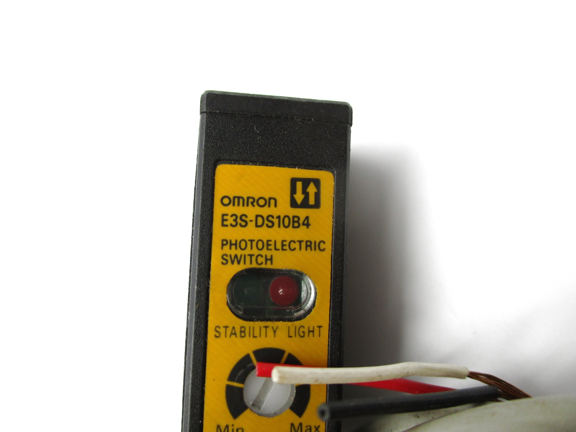 OMRON E3S-DS10B4 NSNP