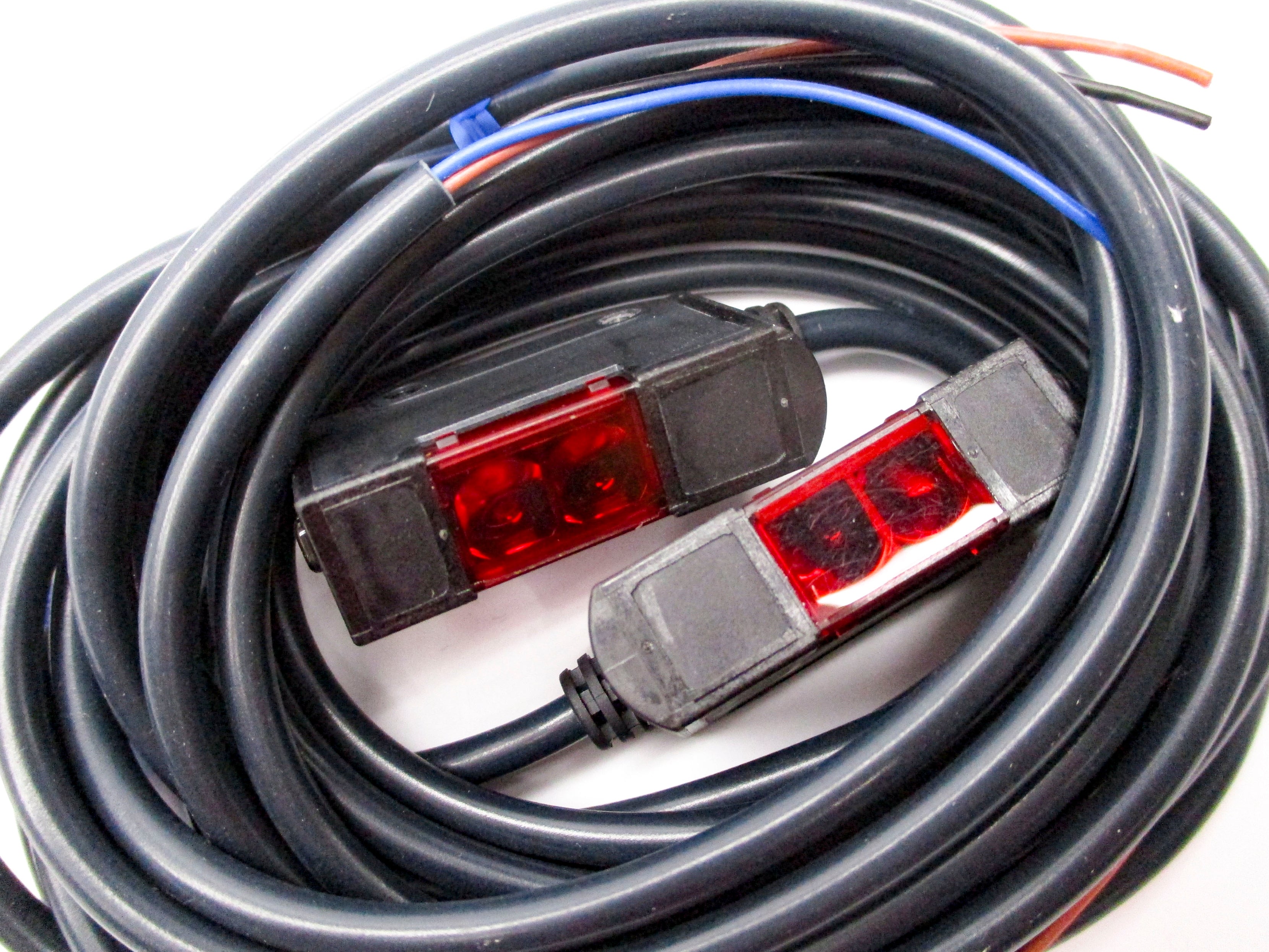 OMRON E3S-AT81 10-30VDC NSMP