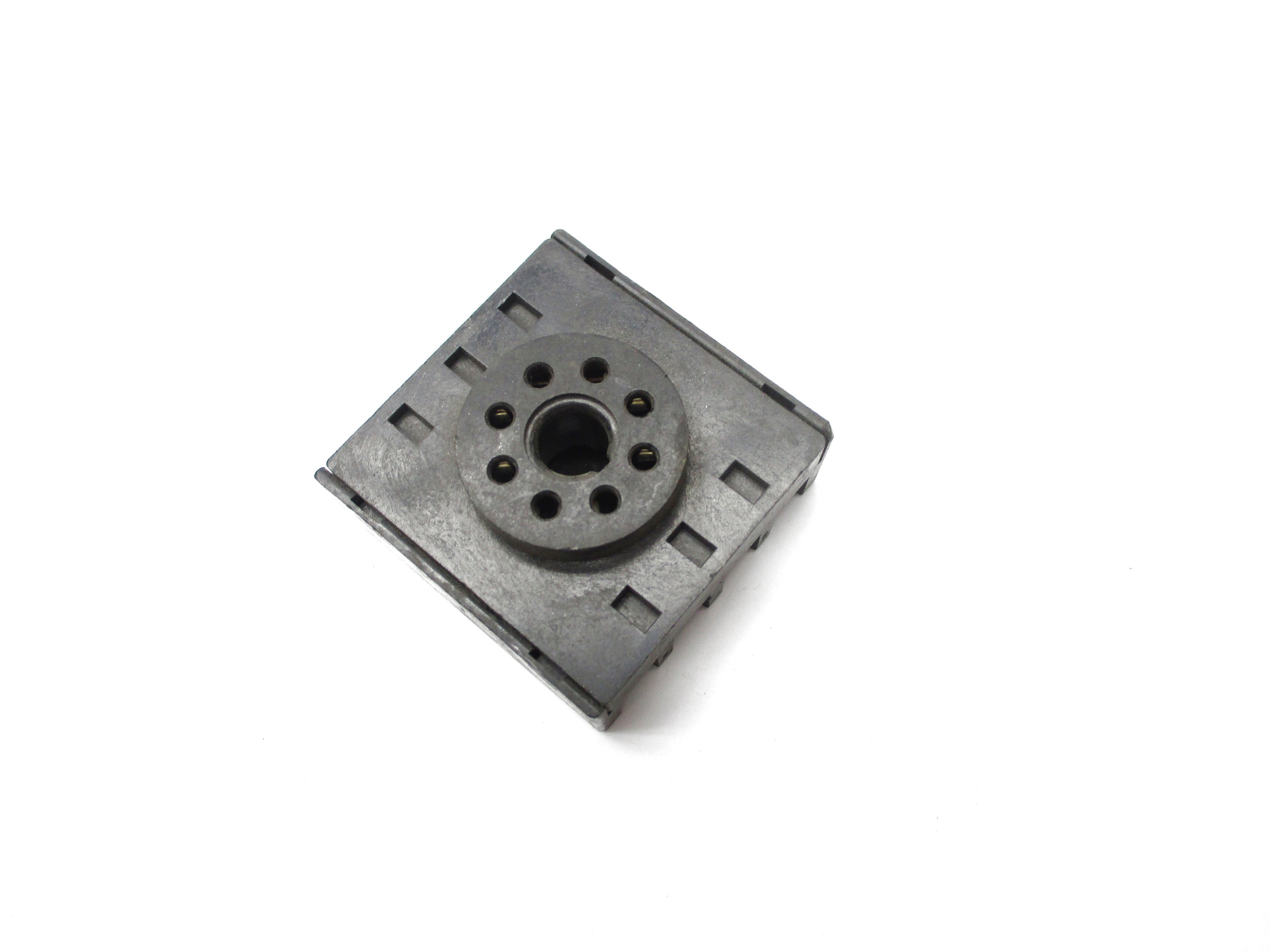 OMRON P3G-08 UNMP