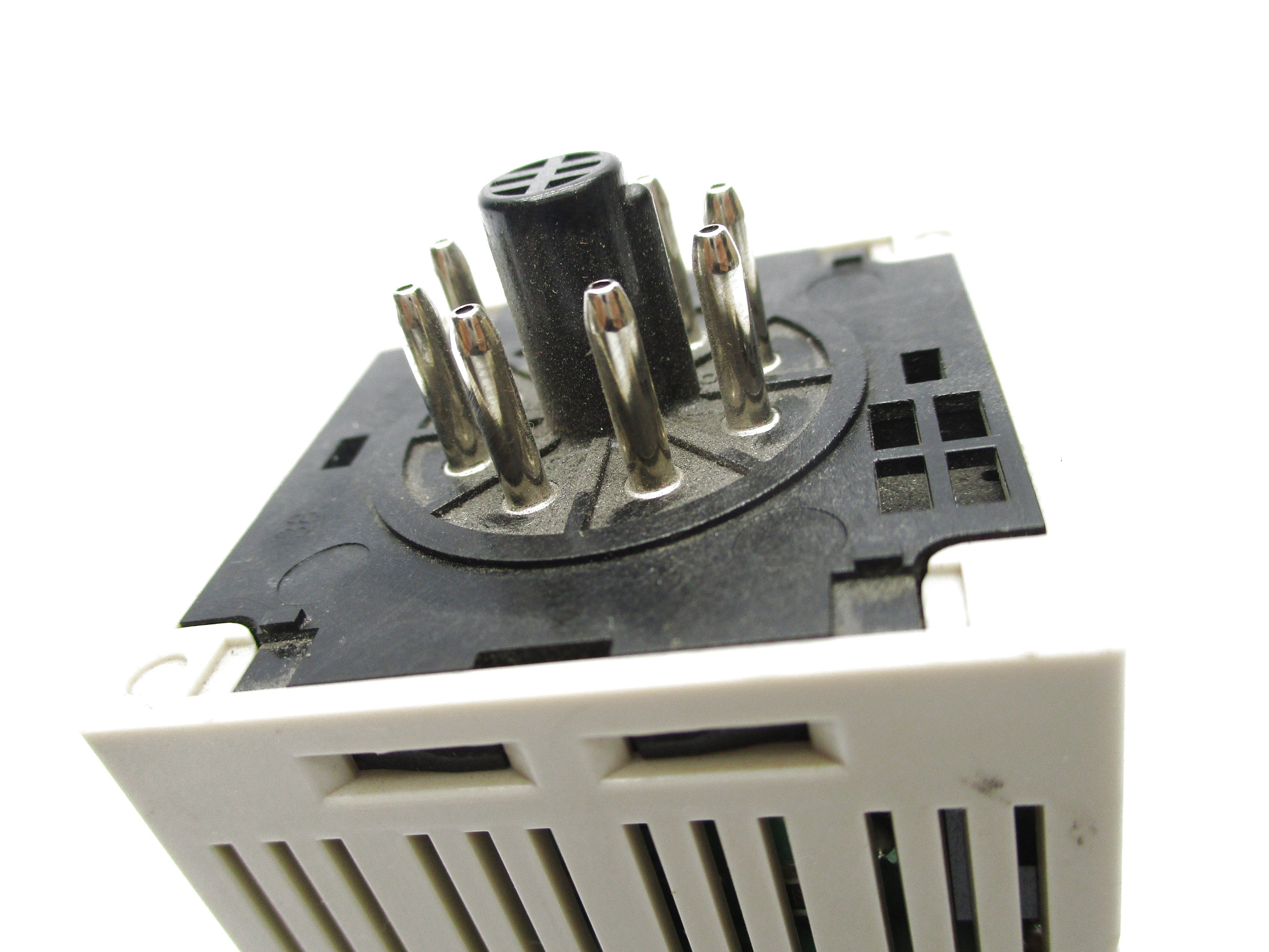 OMRON H5CN-XCN NSNP