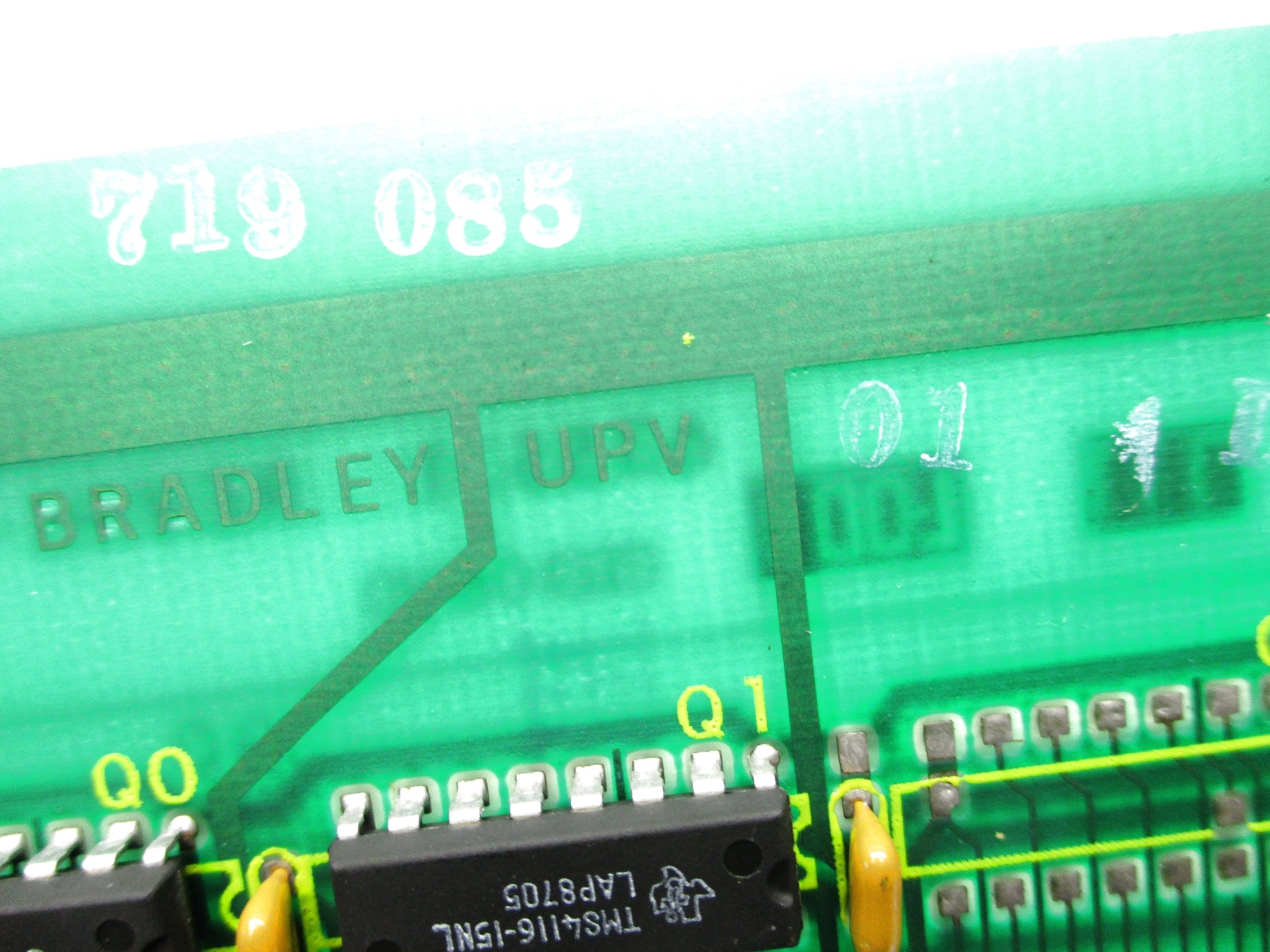 ALLEN BRADLEY 7300-UPV-1 635531 REV. 2 REMAN