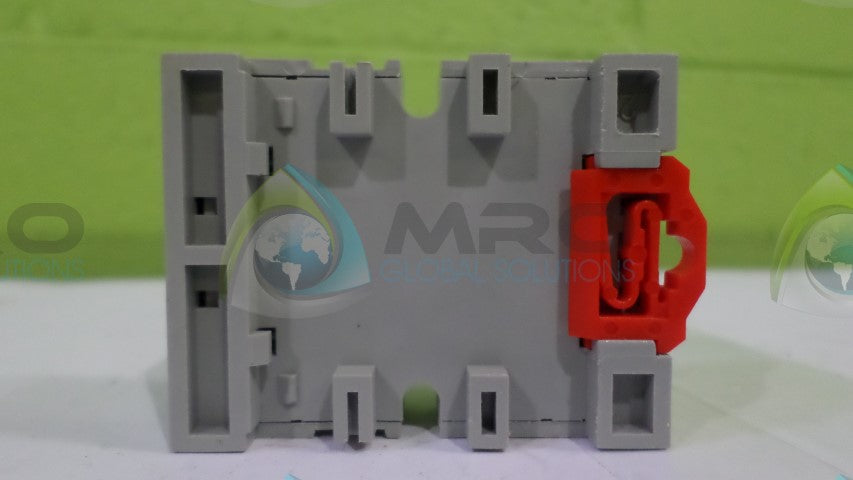 DAYTON 5X852M RELAY SOCKET *NEW NO BOX*
