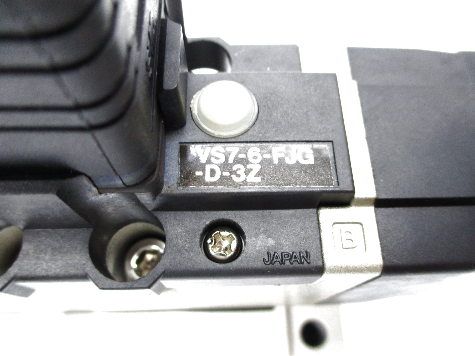 SMC VS7-6-FJG-D-3Z 24VDC NSNP