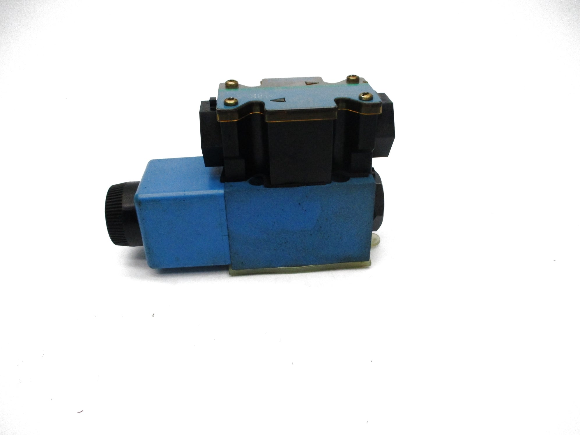 VICKERS DG4V3S7BMFWB560 1450PSI NSNP