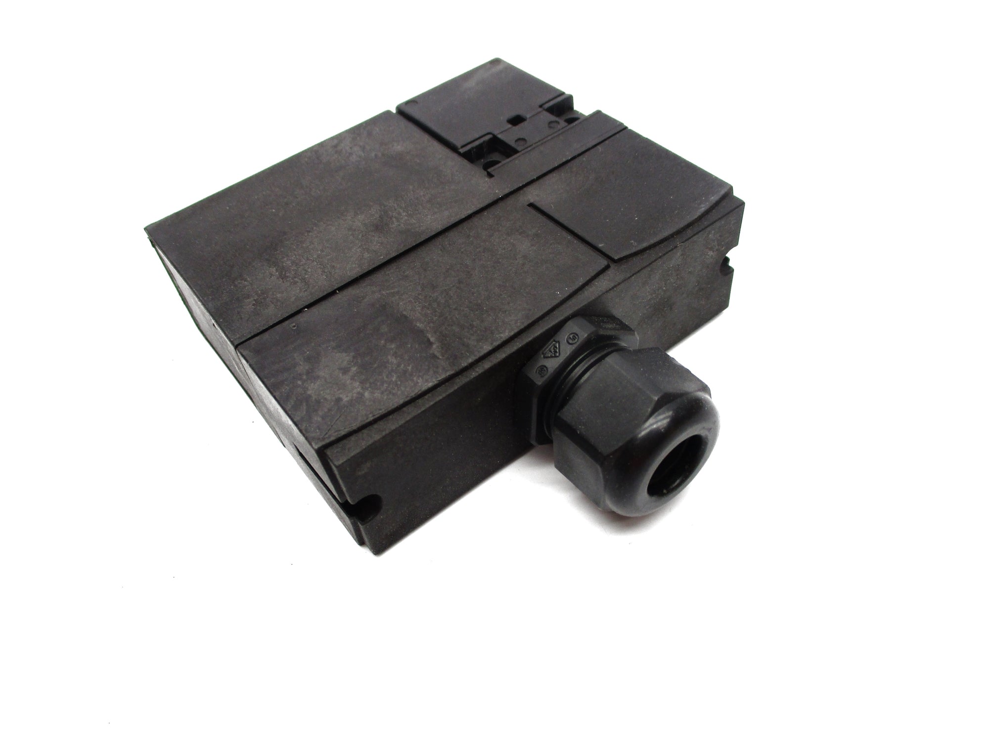 SCHMERSAL AZM170SK-11ZRKA 110VAC NSMP