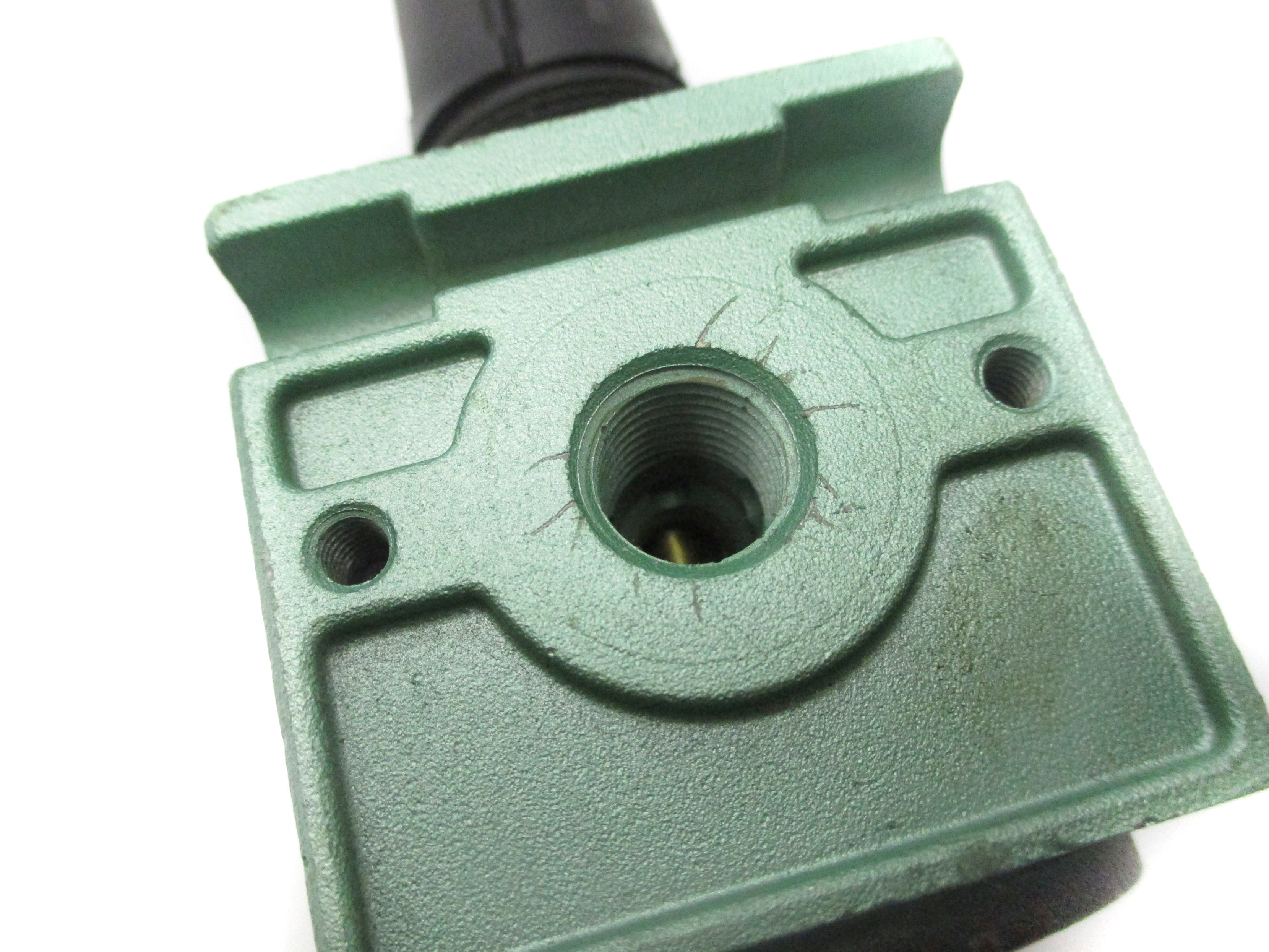 NUMATICS R21R-02 125PSIG UNMP