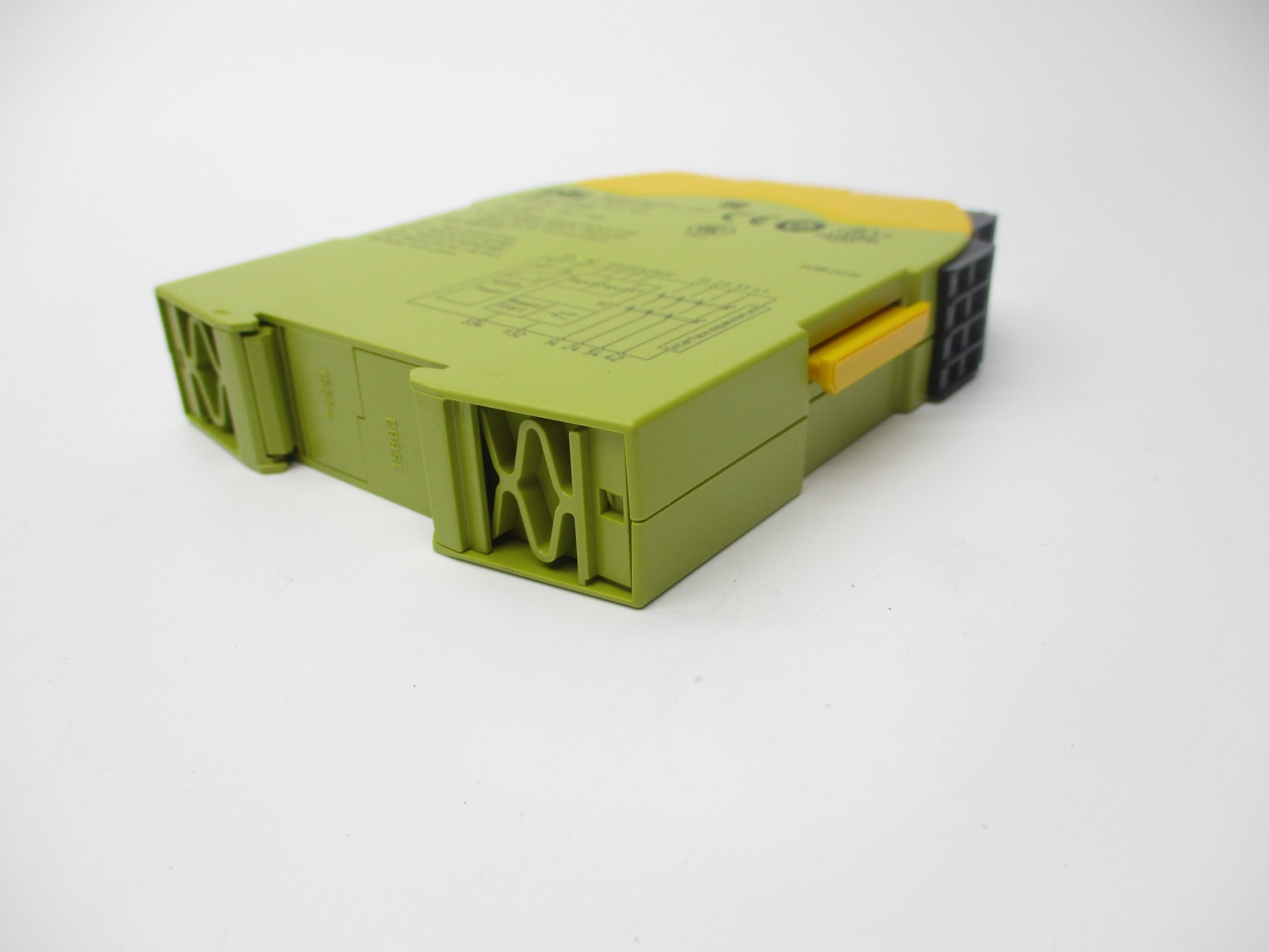 PILZ PNOZS4C24VDC3N/01N/C  24VDC NSNP