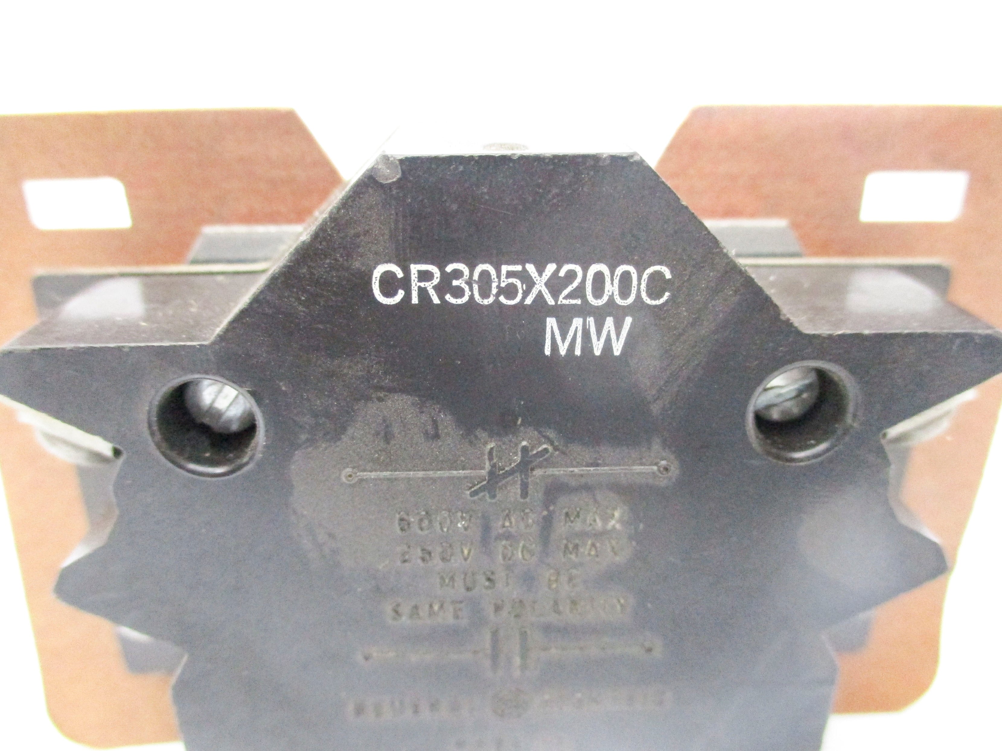 GENERAL ELECTRIC CR305X200C 600VAC NSNP