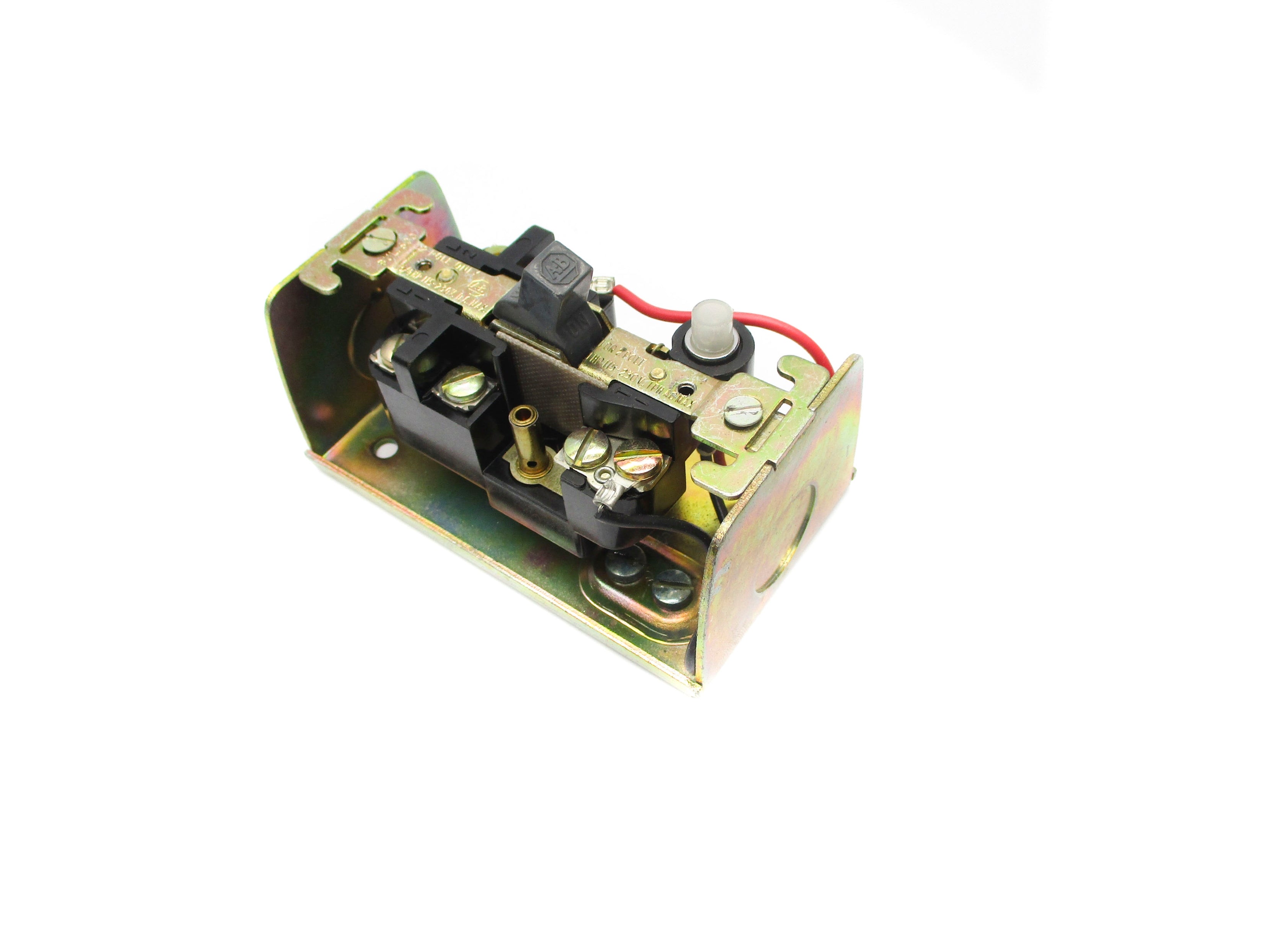 ALLEN BRADLEY 600-TAX109 SER. B NSNP