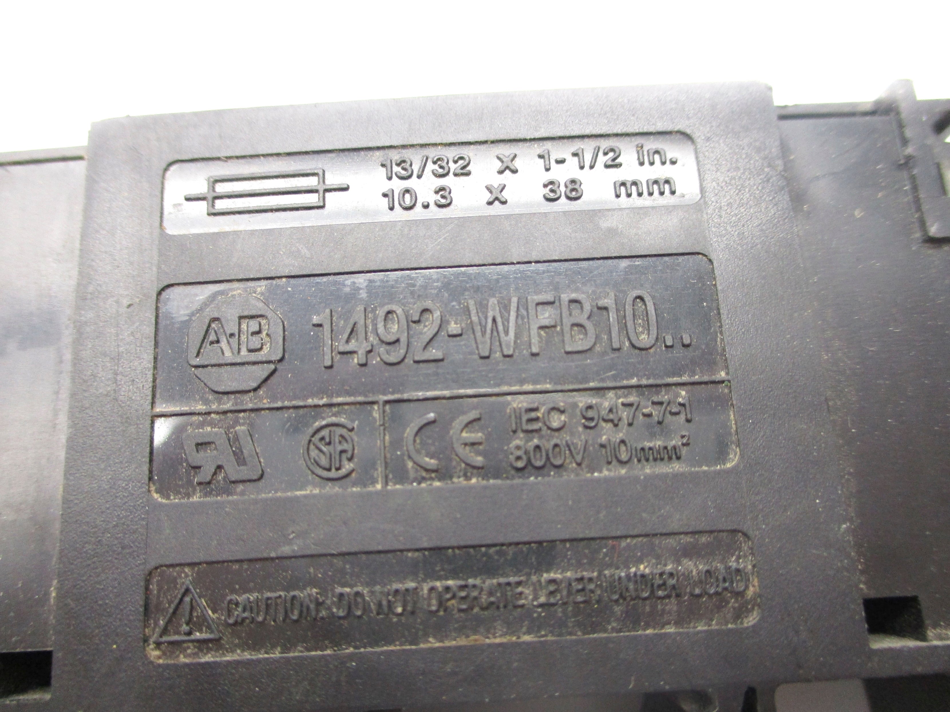 ALLEN BRADLEY 1492-WFB10 800V UNMP