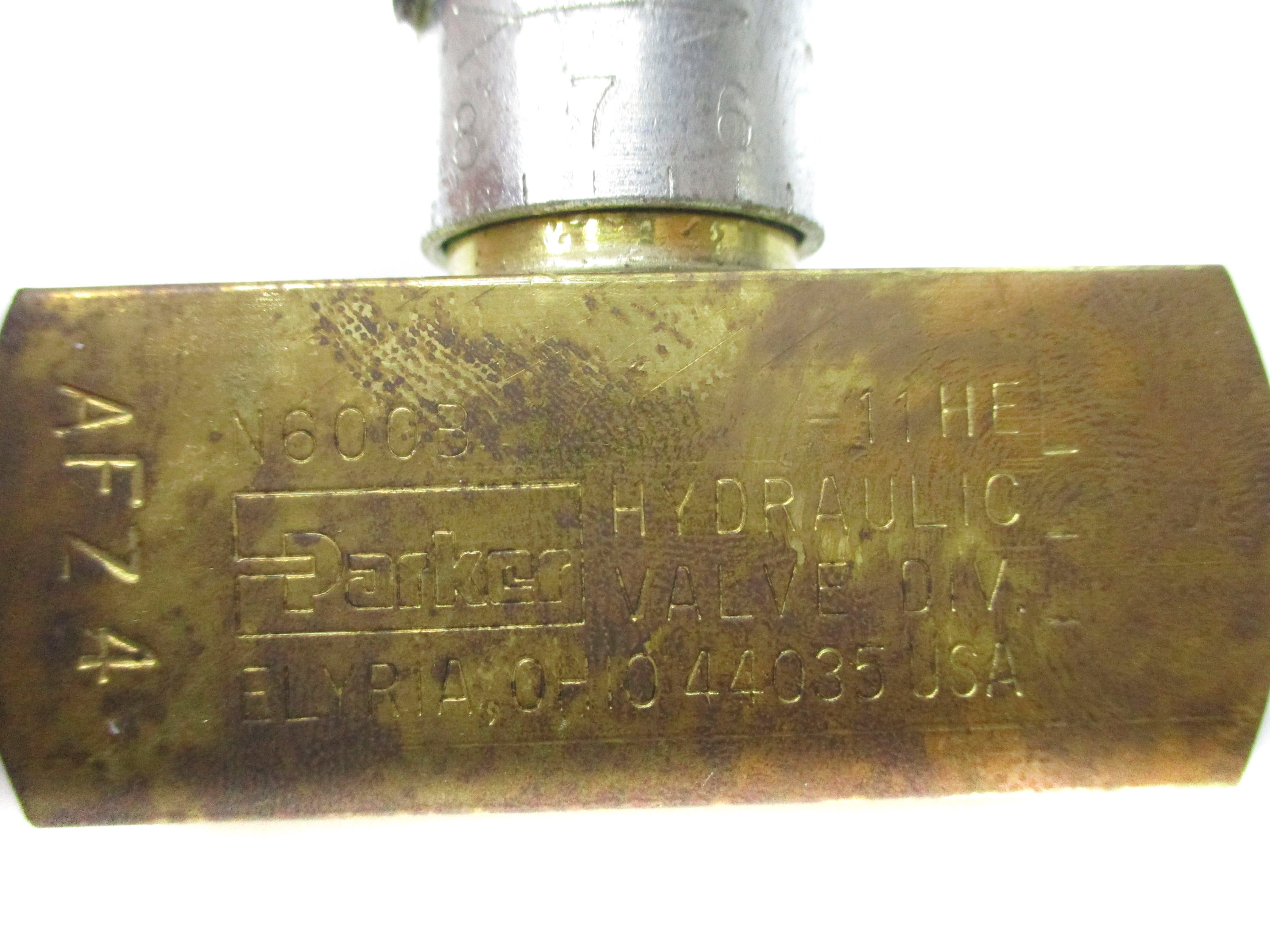 PARKER N600B-11HE 2000PSI UNMP