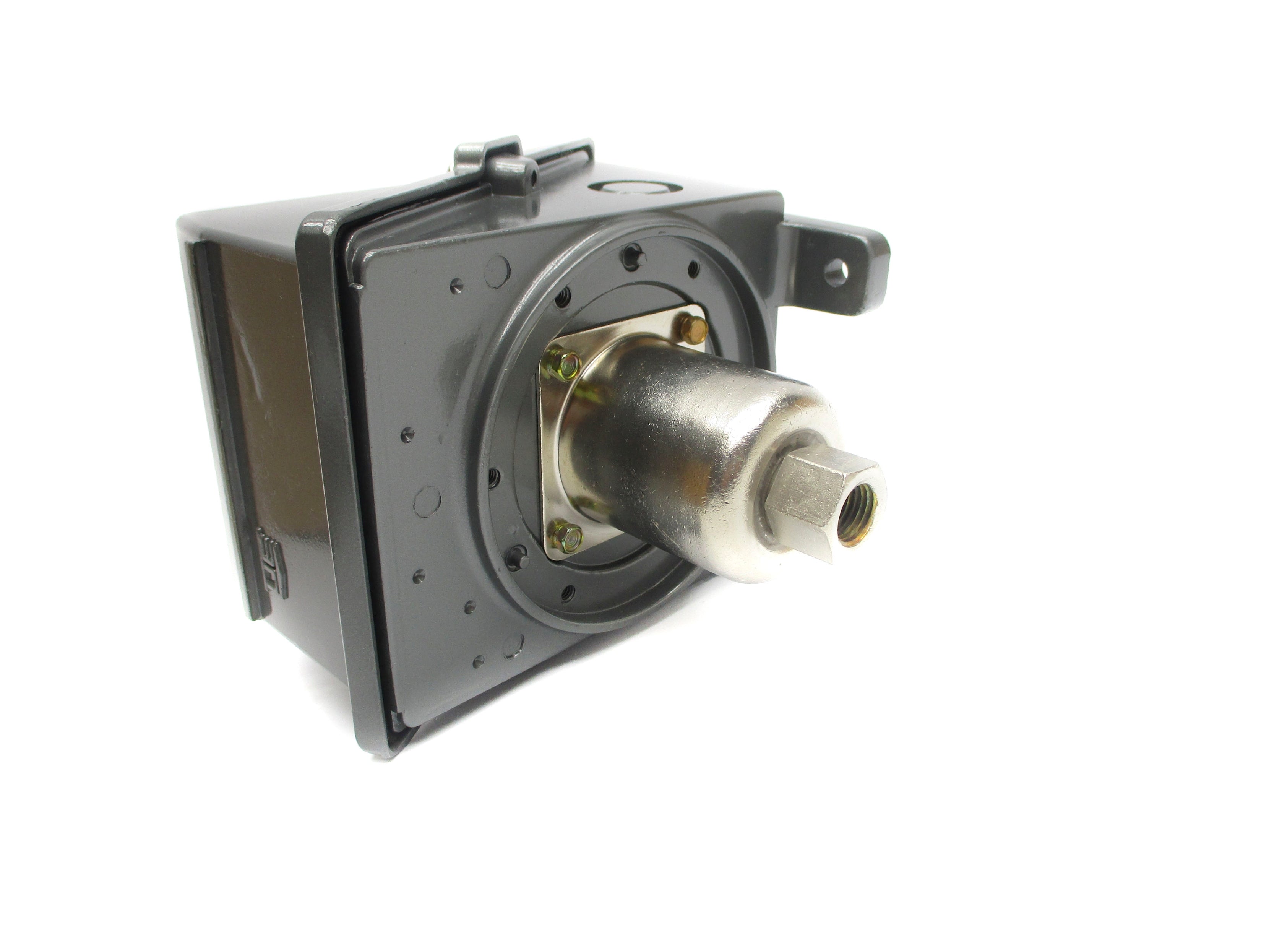 UNITED ELECTRIC J400164 480VAC 15A 0-200PSI NSMP