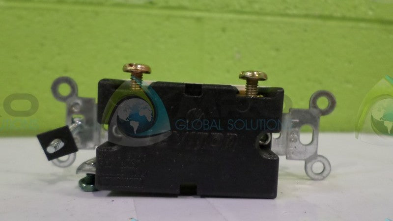 LEVITON 20A-120V-277VAC NSNP