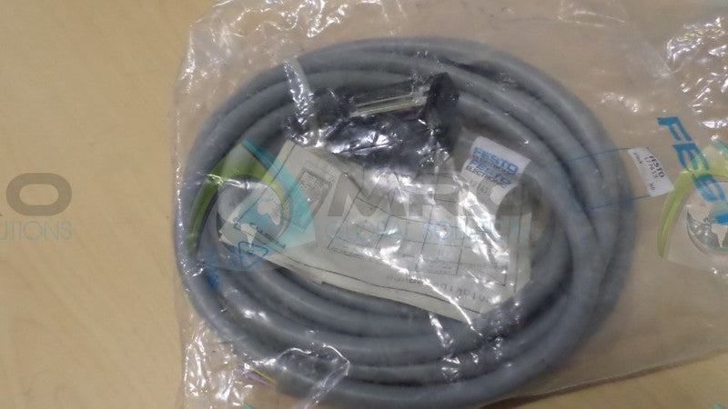 FESTO 177413 CONNECTOR * NEW IN FACTORY BAG *
