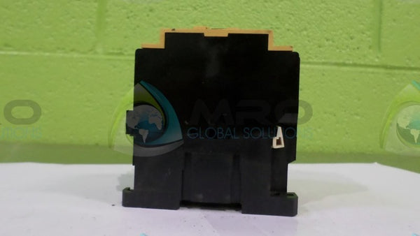 ALLEN BRADLEY 100-A30ND3 w/ 195-BA11 RELAY  UNMP