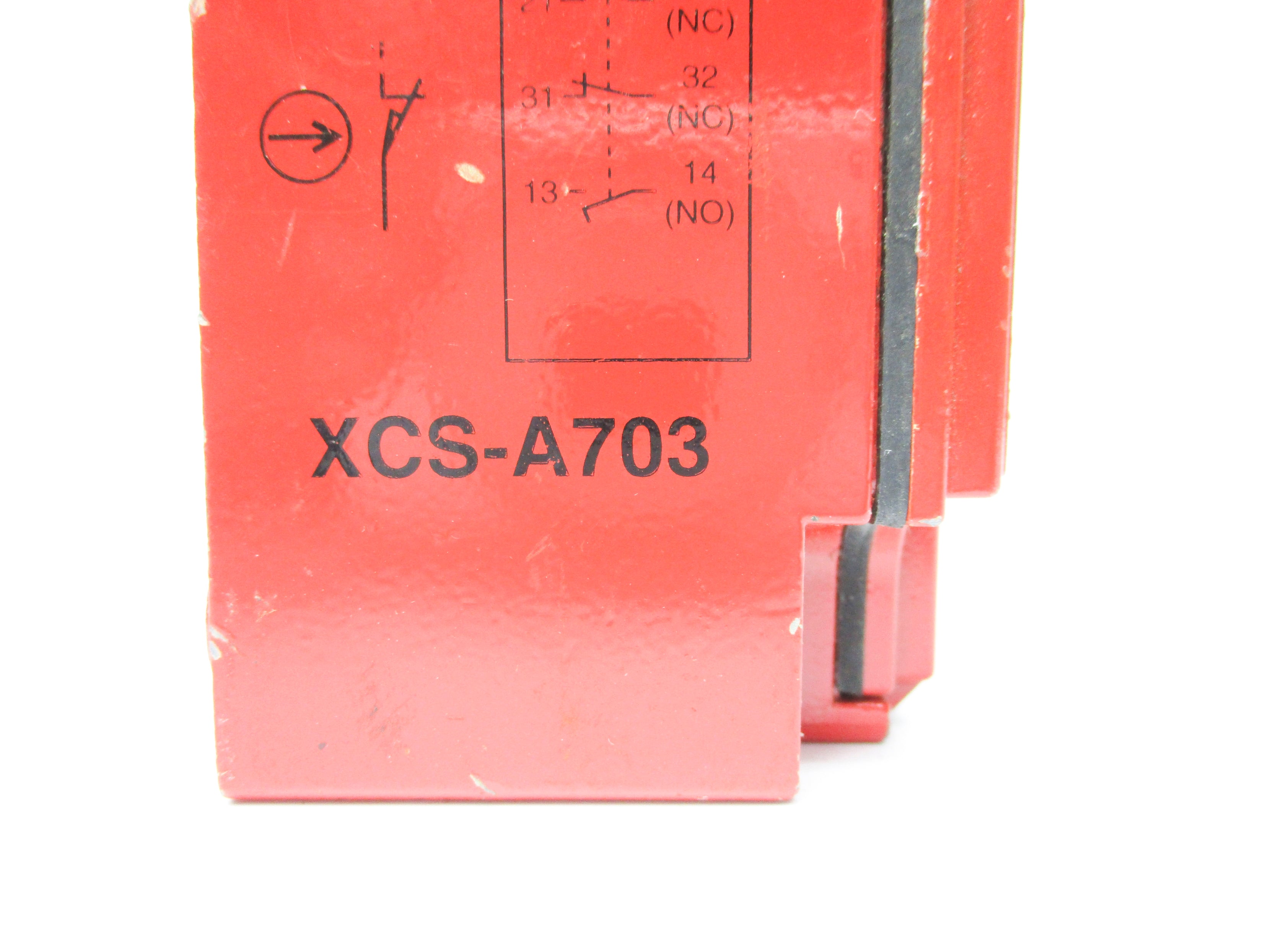 TELEMECANIQUE XCS-A703 (AS PICTURED) NSNP