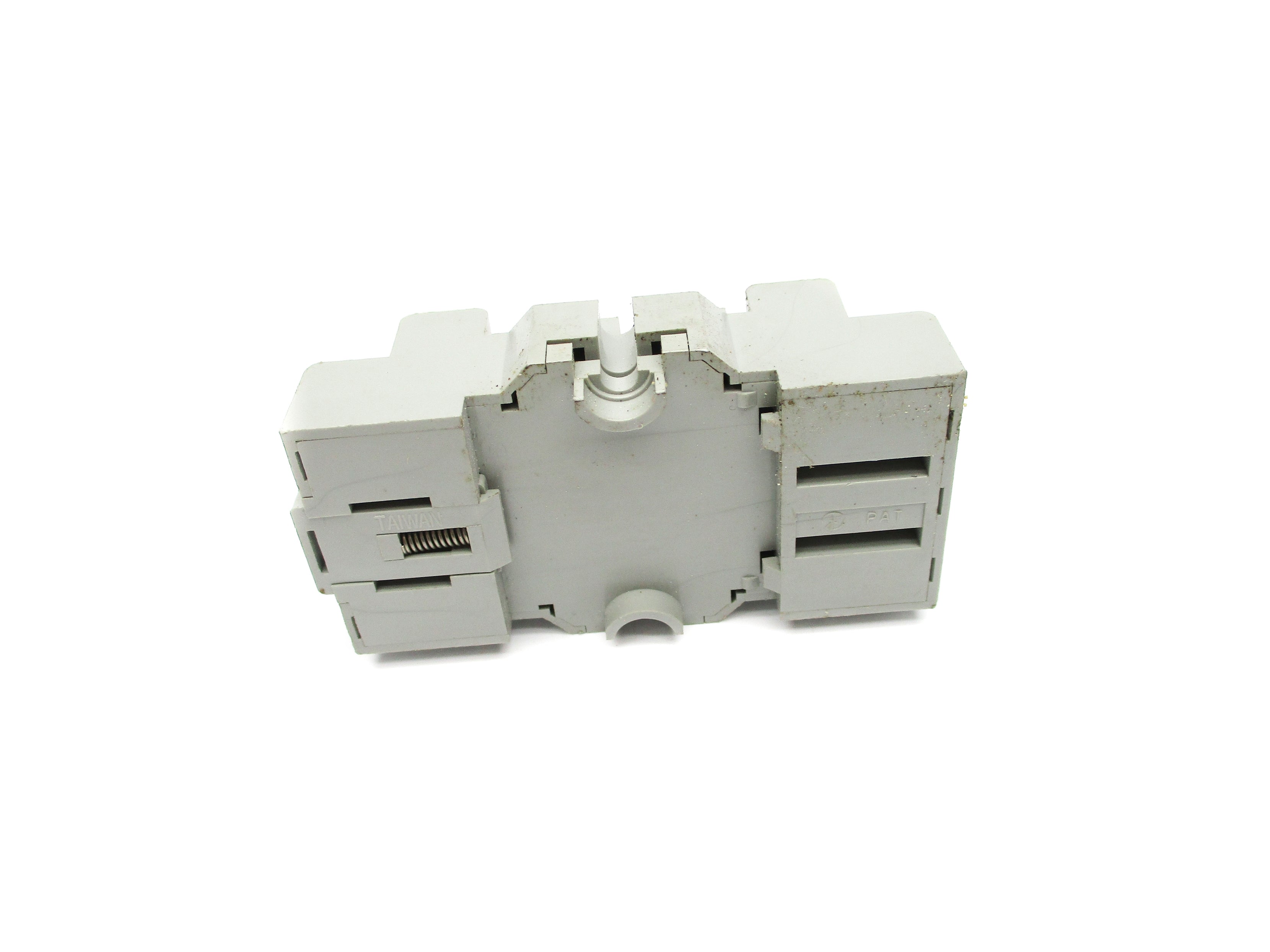 IDEC SR3B-05 300V 15A NSNP