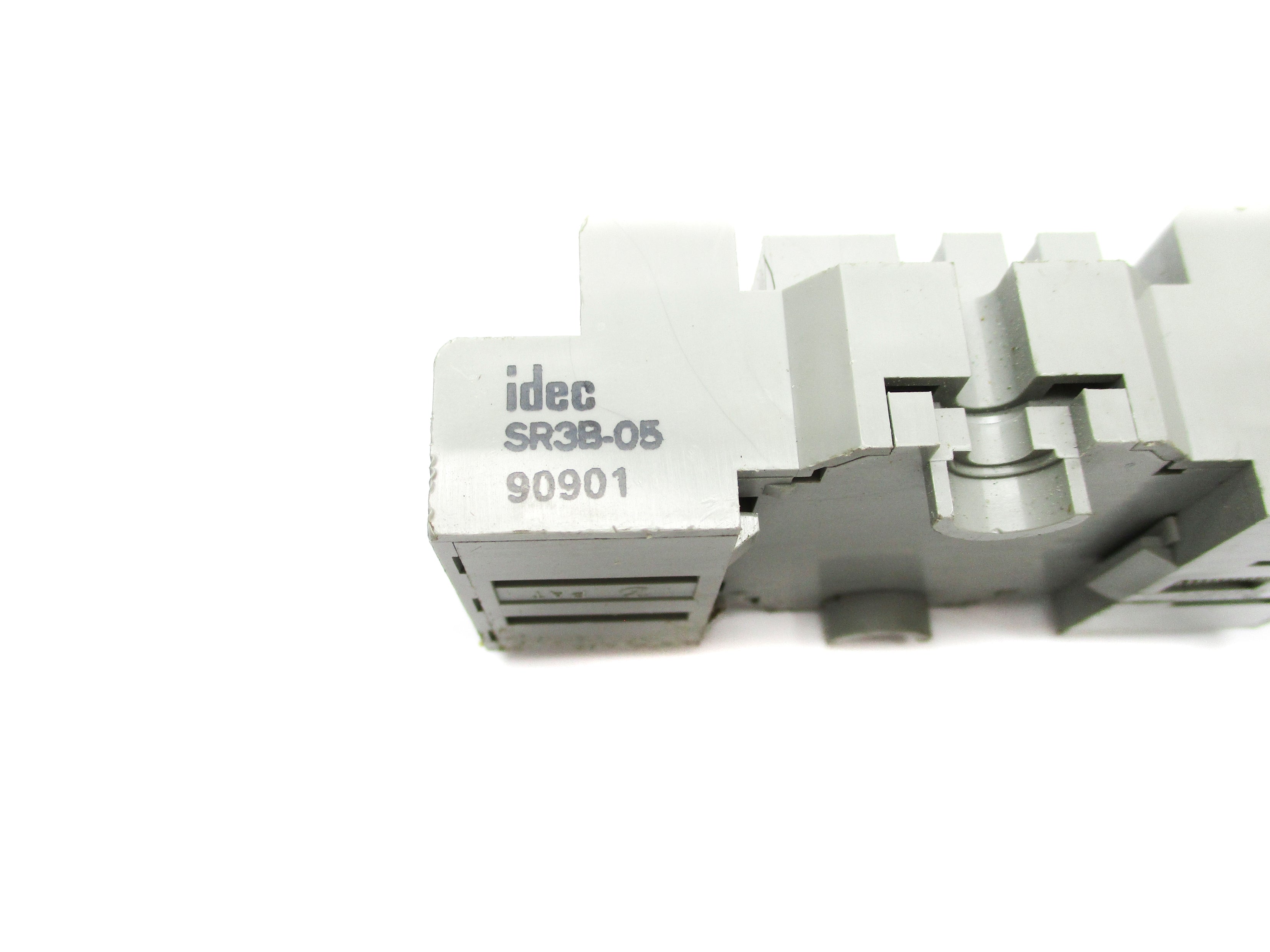 IDEC SR3B-05 300V 15A NSNP