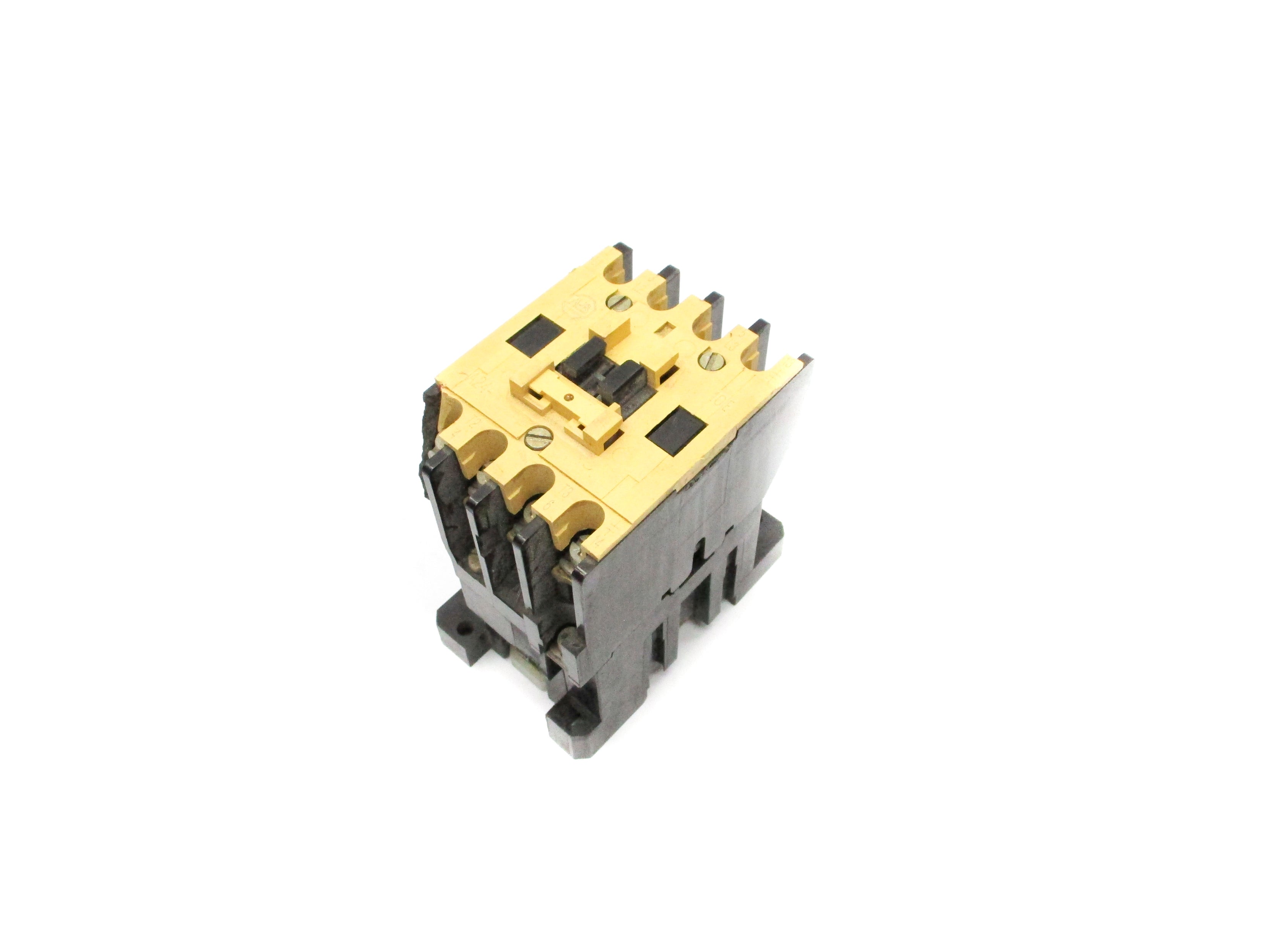 ALLEN BRADLEY 100-A24ND3 SER. C 110/120V (AS PICTURED) UNMP