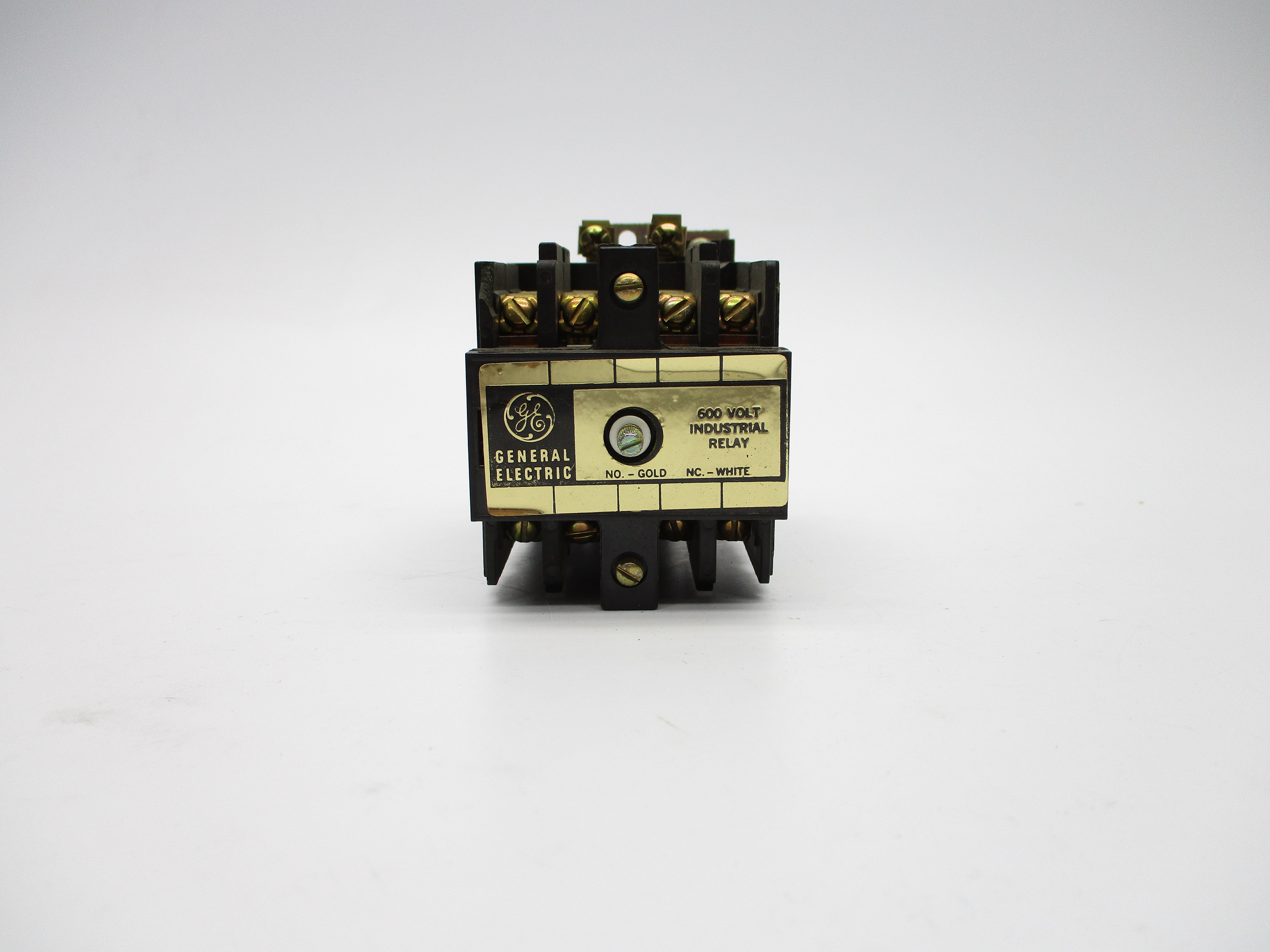 GENERAL ELECTRIC CR120B03502 10A 110/120V NSMP