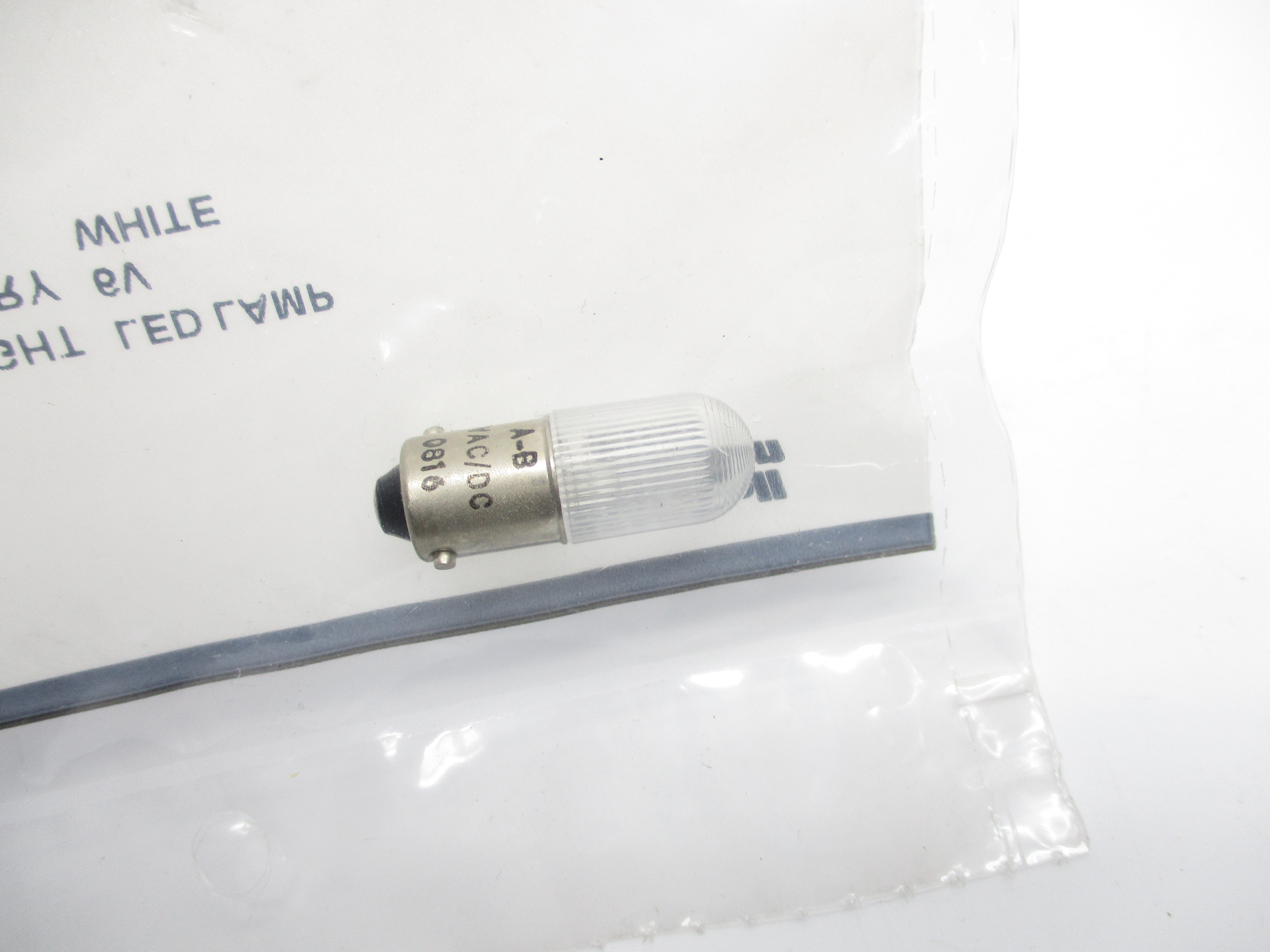 ALLEN BRADLEY 800T-N318W SER. C NSMP