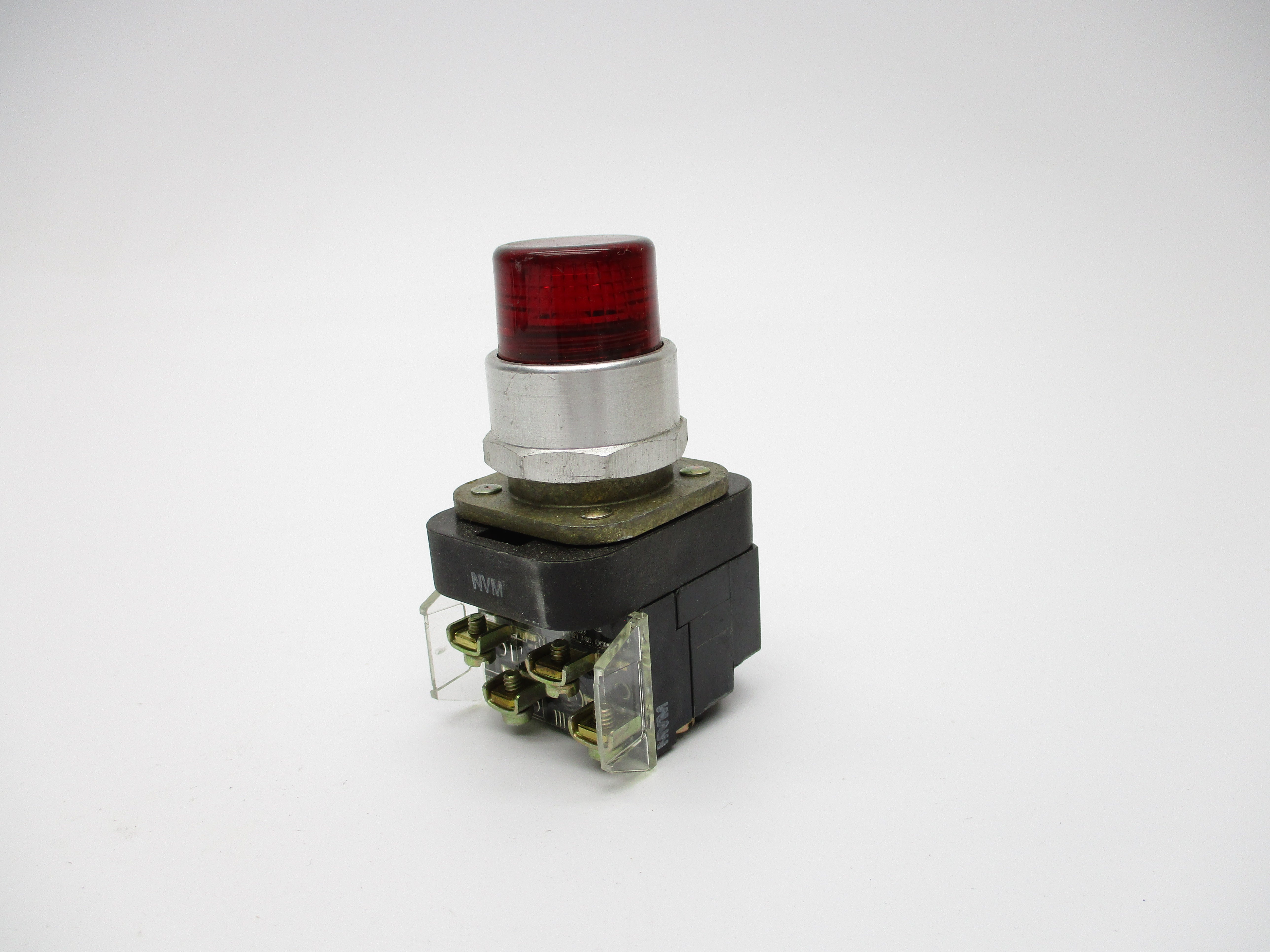 ALLEN BRADLEY 800T-PB16 SER. T (AS PICTURED) NSNP