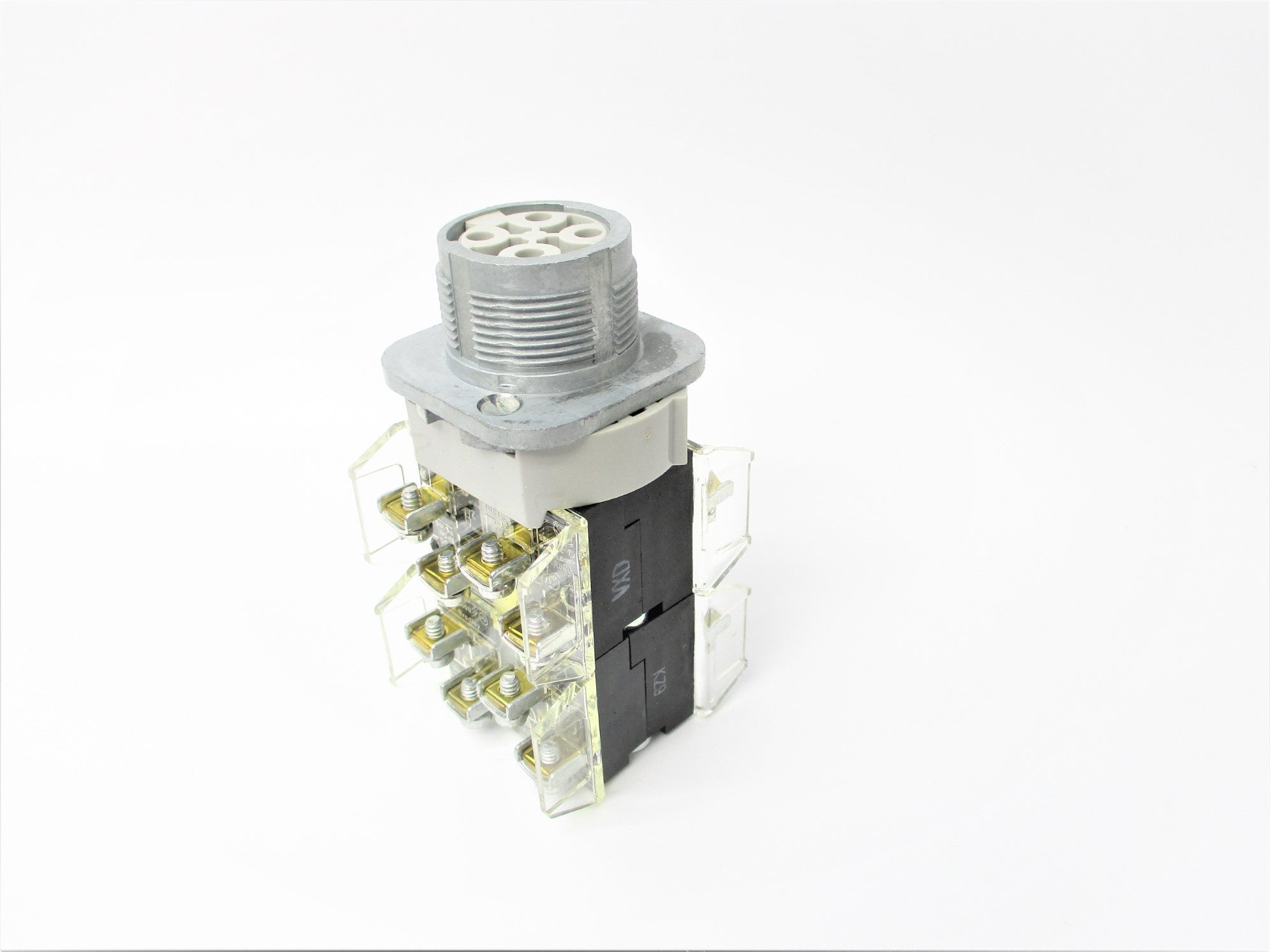 ALLEN BRADLEY 800T-J2KE7 SER. T (AS PICTURED)  NSNP