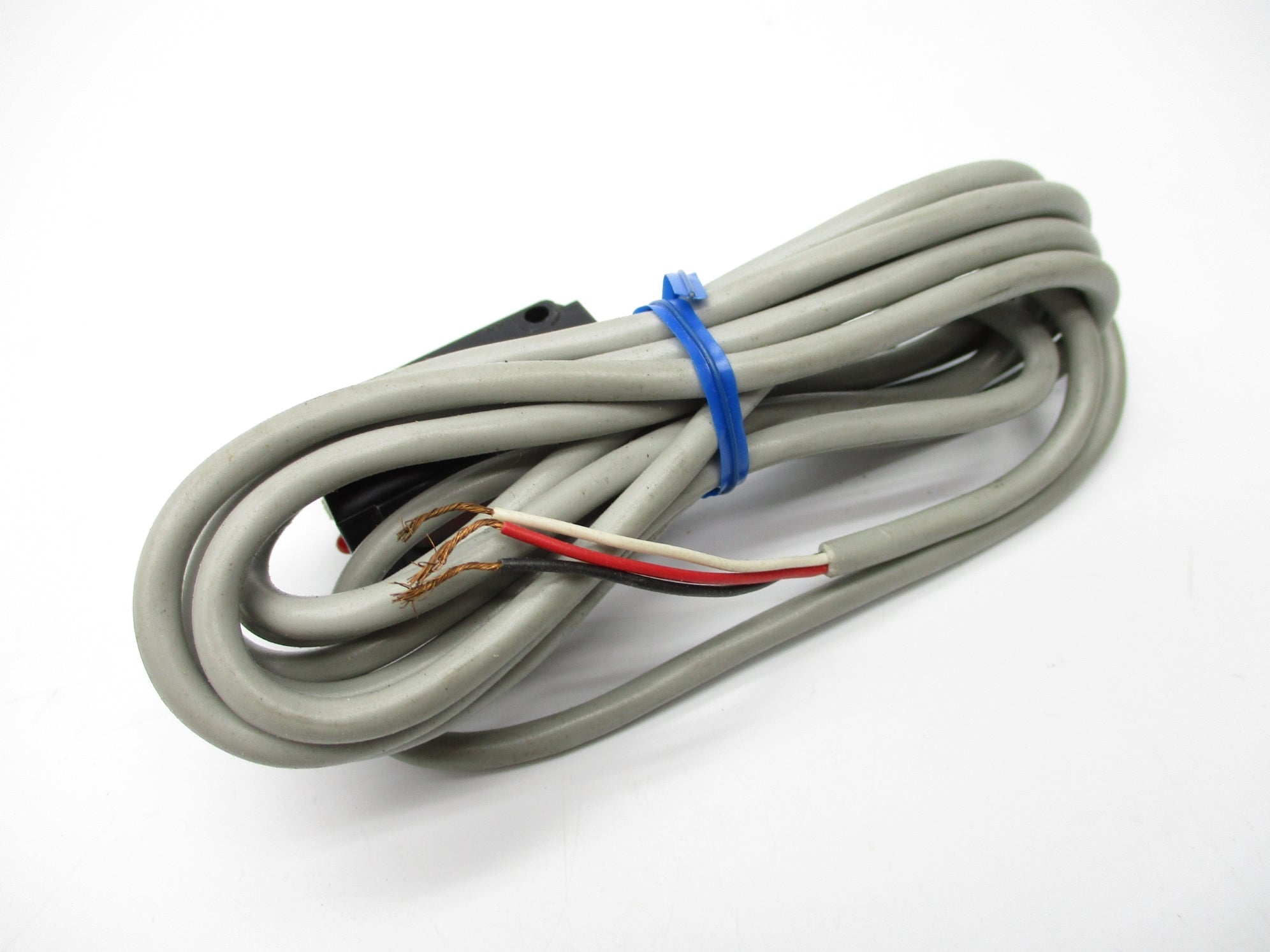 OMRON E3S-DS5E2 12-24VDC NSNP