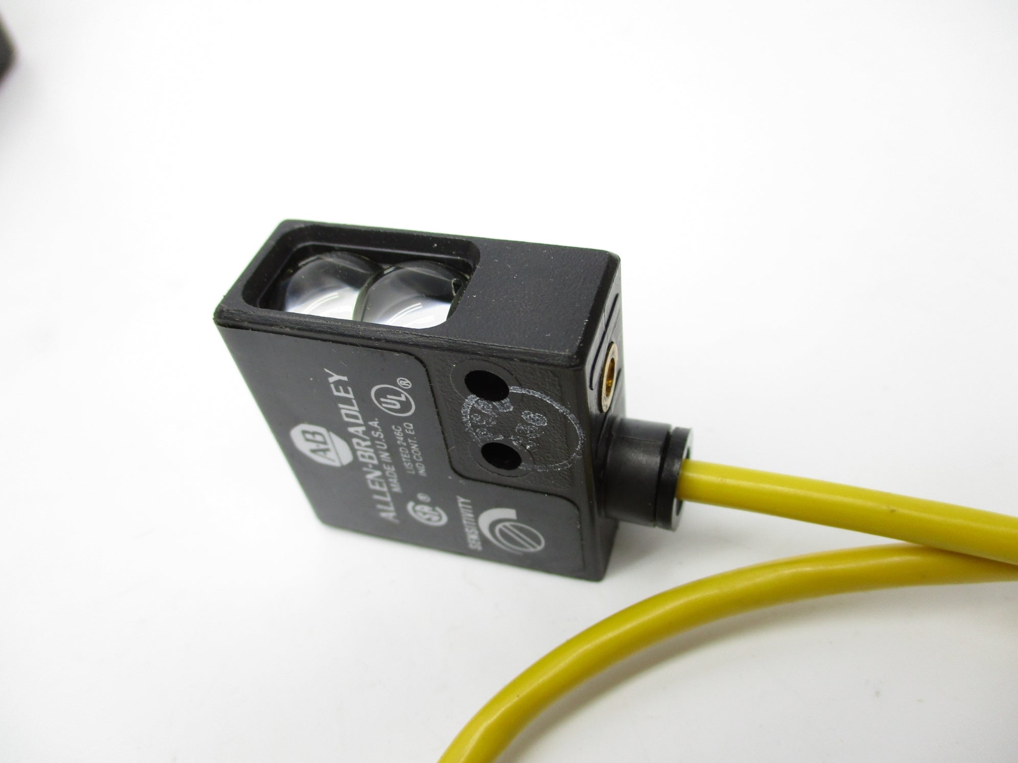 ALLEN BRADLEY 42SMR-7111-QD SER. B (BK/YL) NSMP