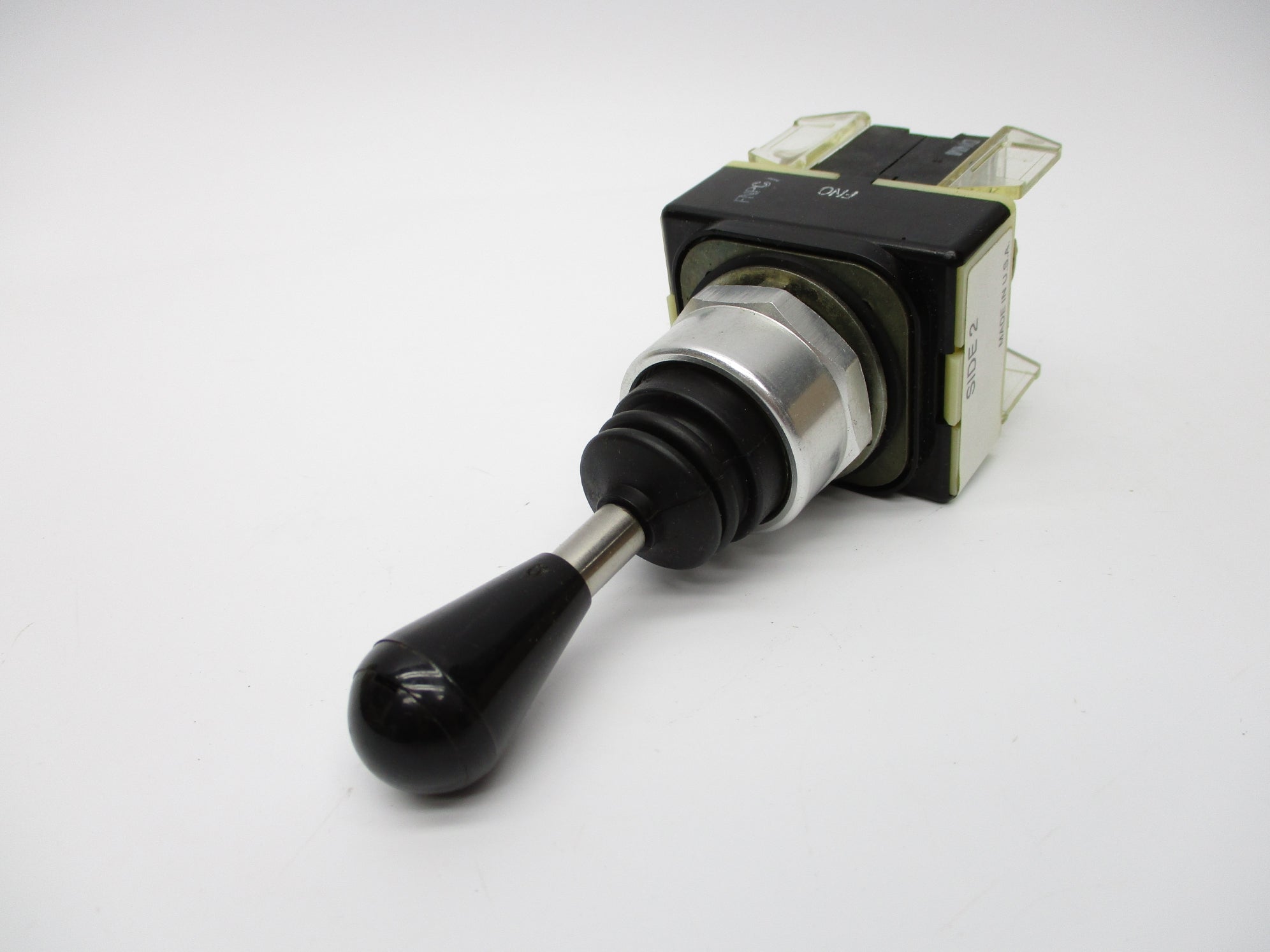 ALLEN BRADLEY 800T-T2M SER. T NSNP
