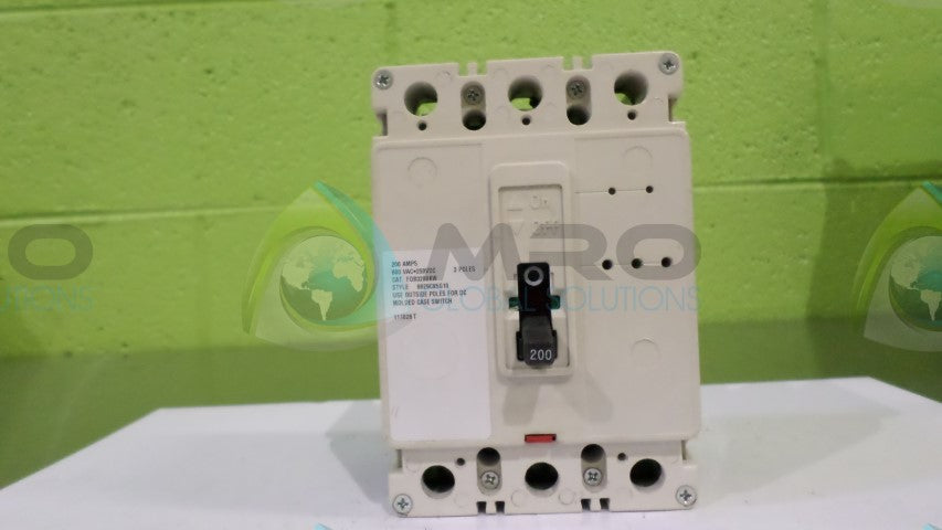 FDB3200KW CIRCUIT BREAKER *NEW NO BOX*