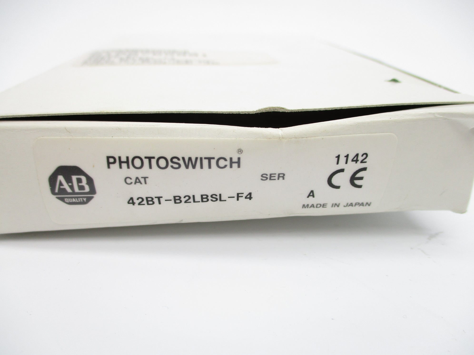 ALLEN BRADLEY 42BT-B2LBSL-F4 SER. A (WH) NSMP