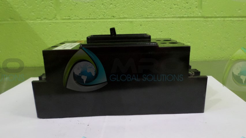TF136015 CIRCUIT BREAKER *NEW NO BOX*