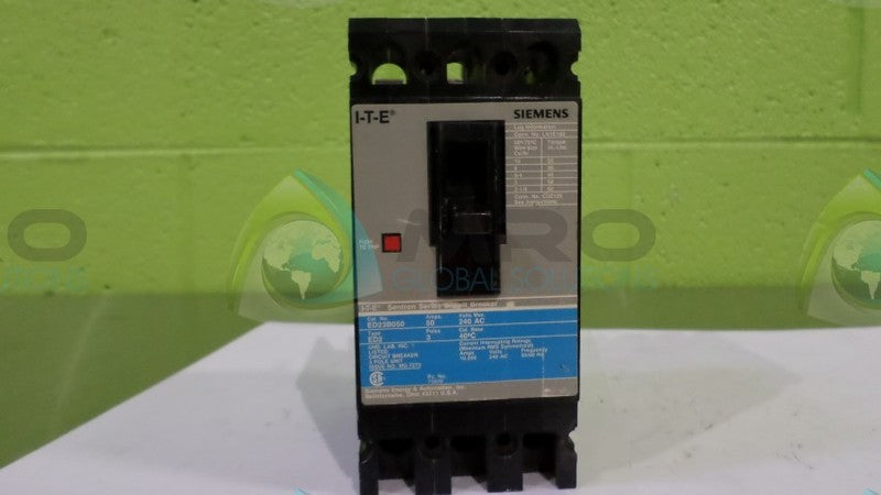 SIEMENS ED23B050 CIRCUIT BREAKER *USED*