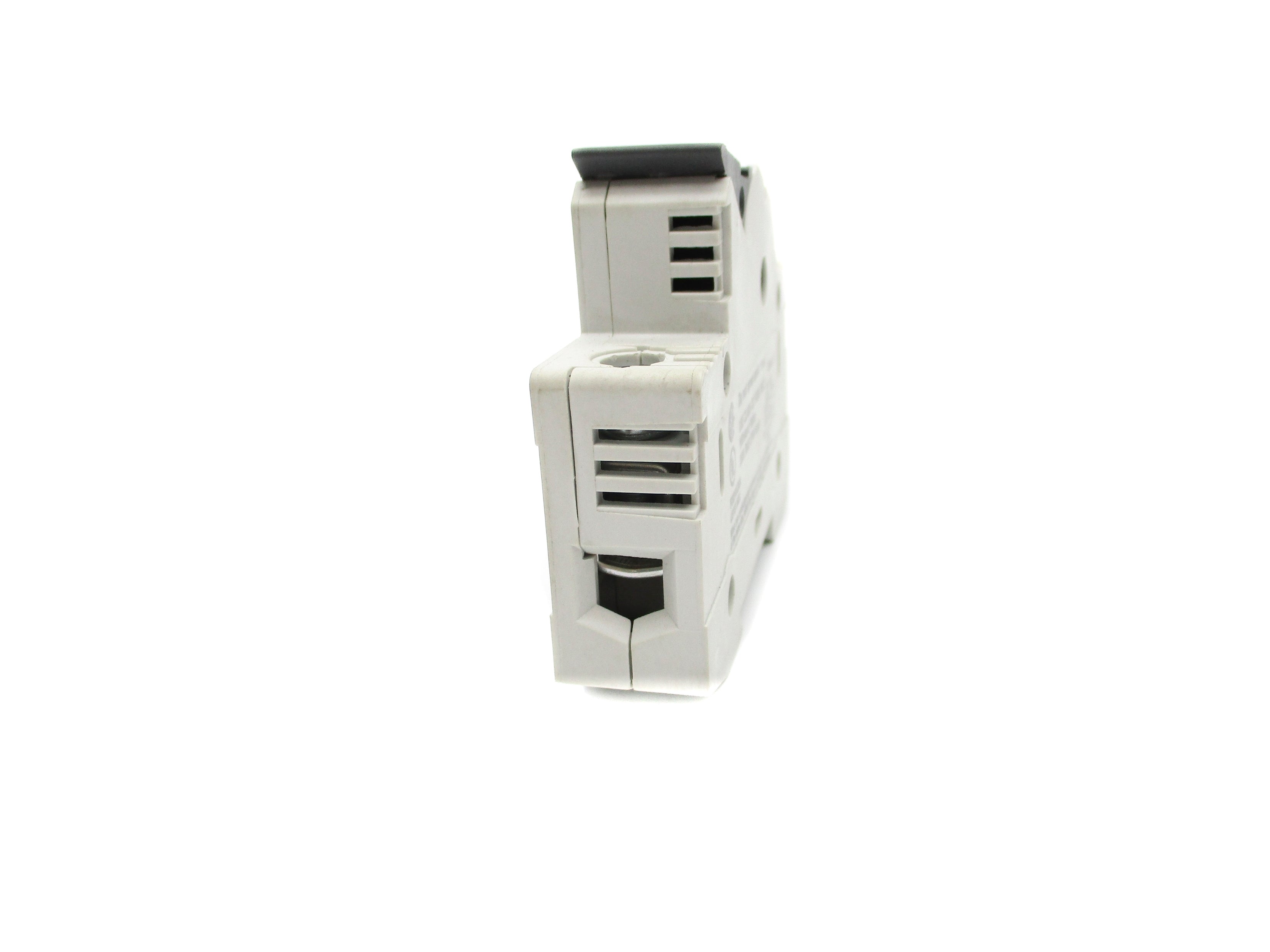 ALLEN BRADLEY 1492-FB1C30-D1 SER. B NSNP