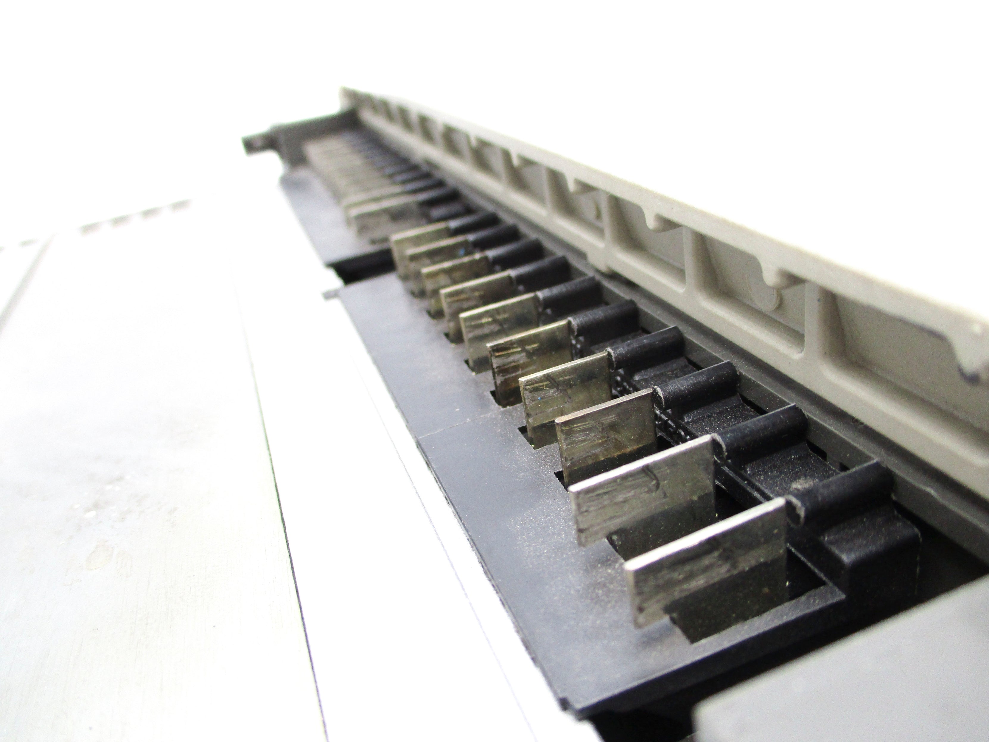 MODICON AS-B810-008 115VAC UNMP