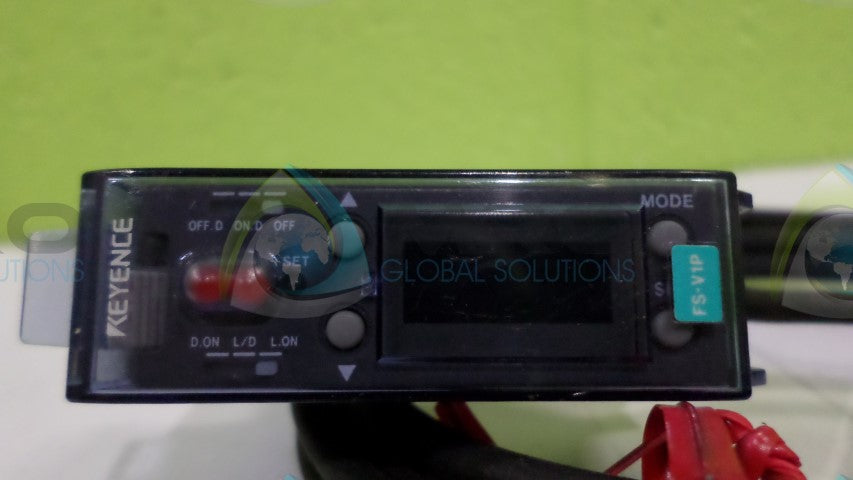 KEYENCE FS-V1P PHOTOELECTRIC AMPLIFIER FIBER OPTIC *NEW NO BOX*
