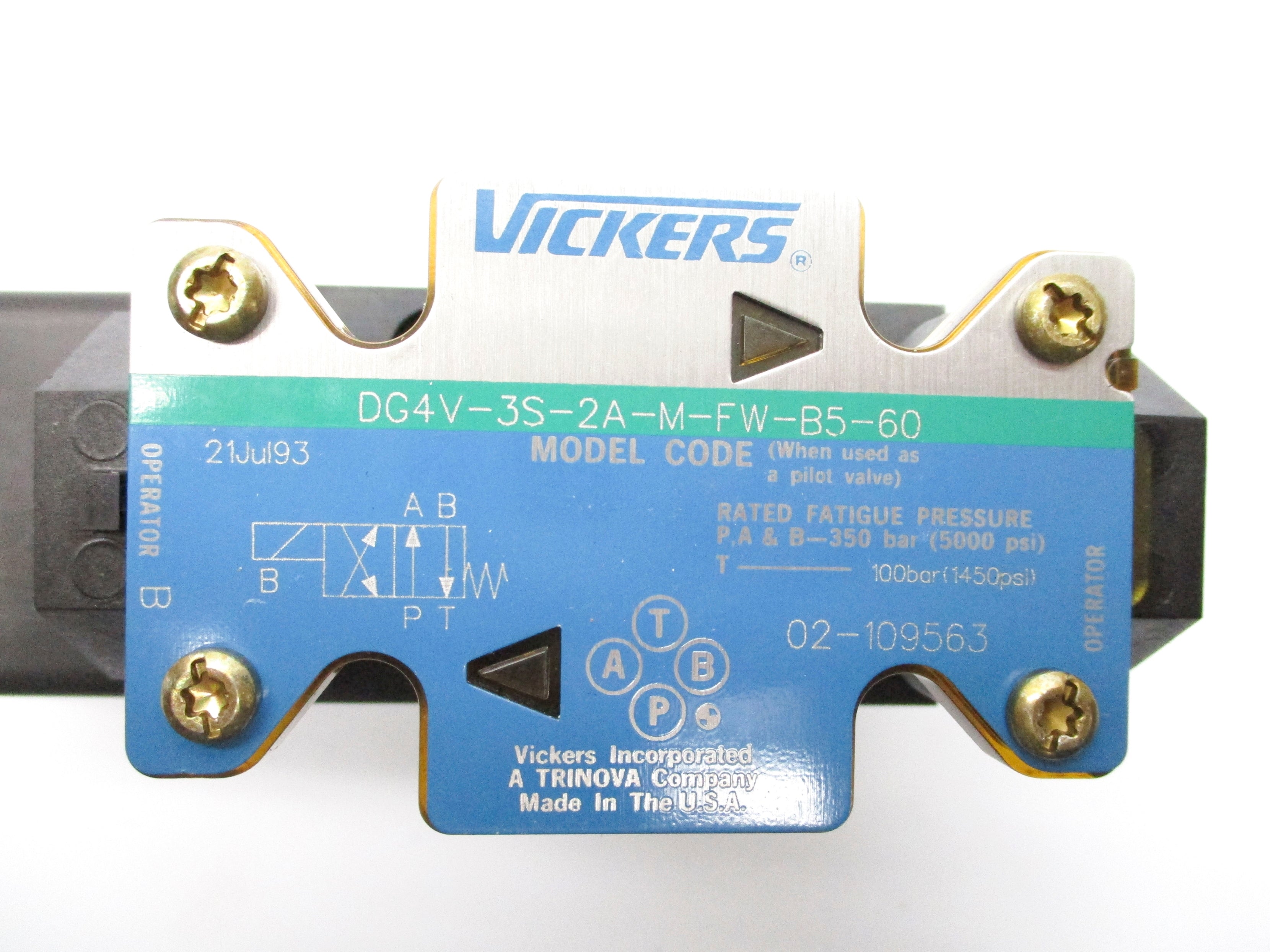 VICKERS DG4V3S2AMFWB560 02-109563 110/120V 0.46/0.48A 5000PSI NSNP