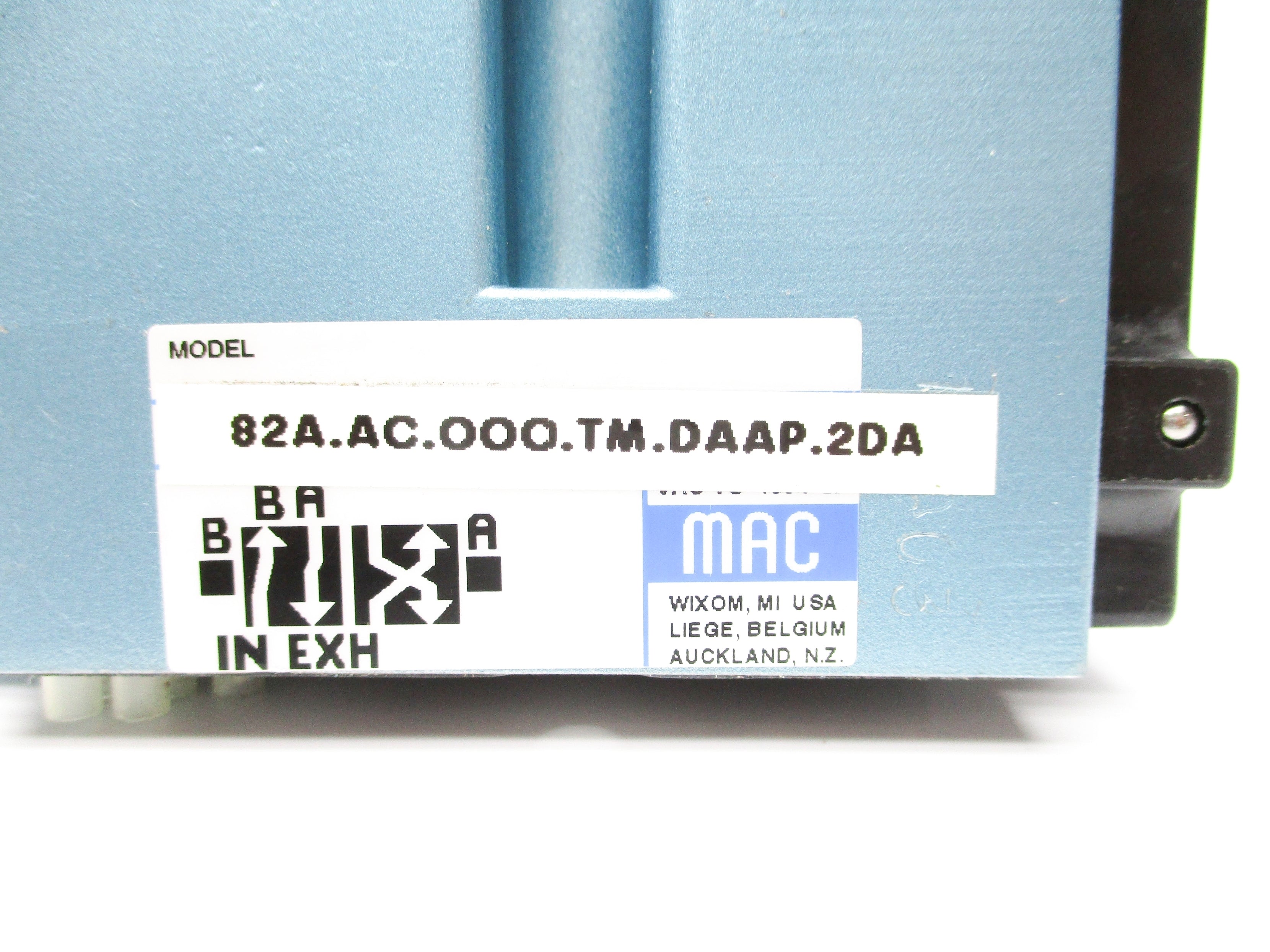 MAC 82A.AC.000.TM.DAAP.2DA 110/120V NSNP