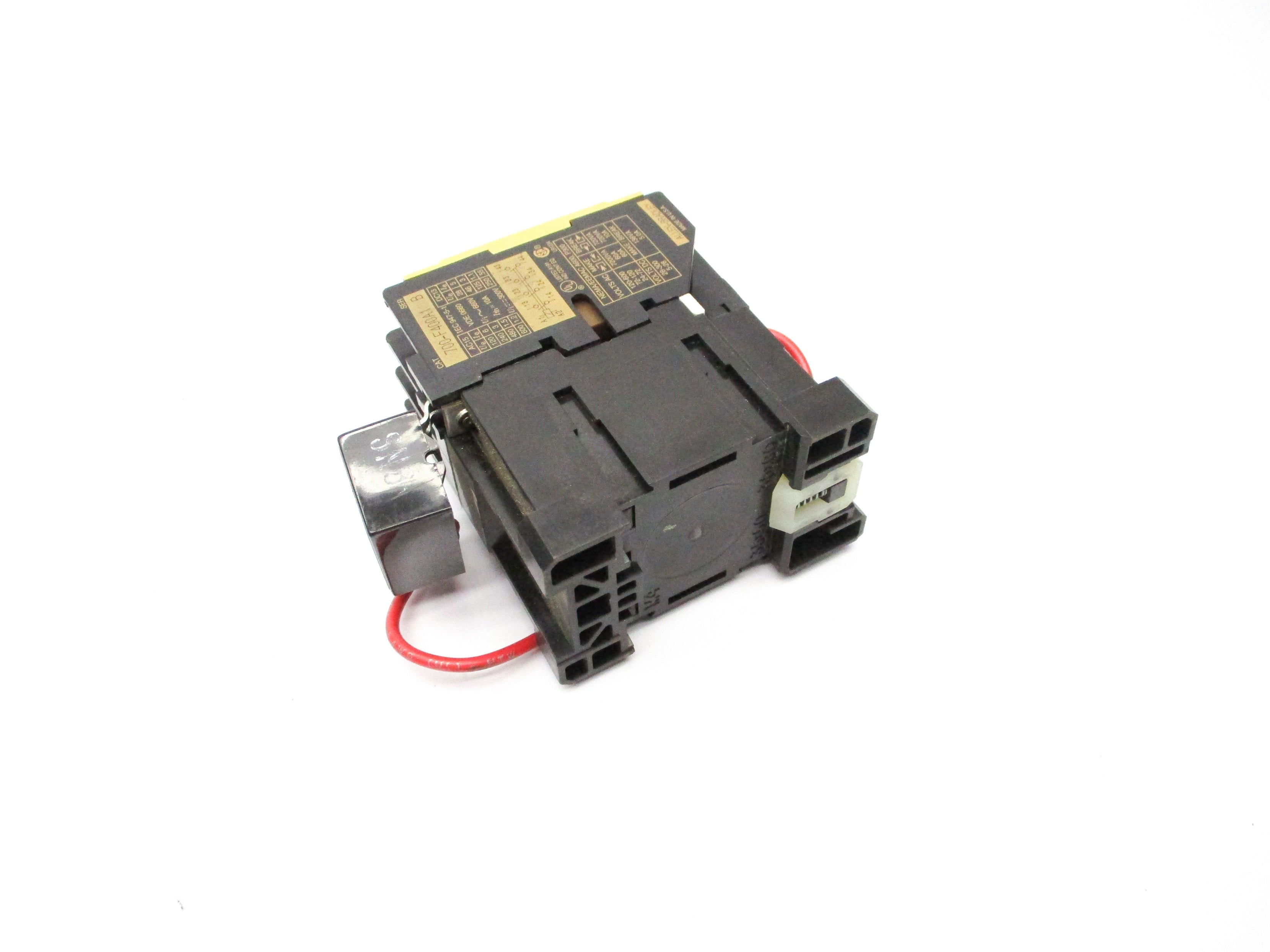 ALLEN BRADLEY 700-F400A1 SER. B UNMP