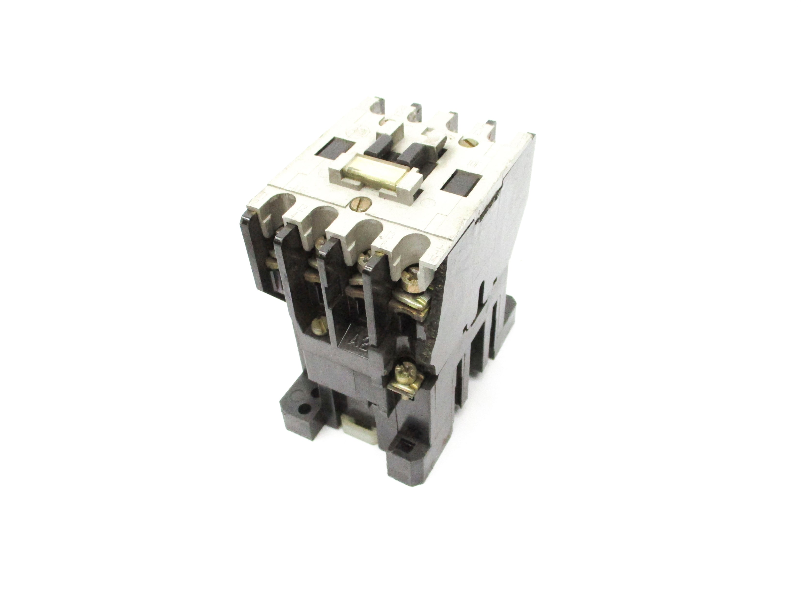 ALLEN BRADLEY 100-A18ND3 SER. C 110/120V UNMP