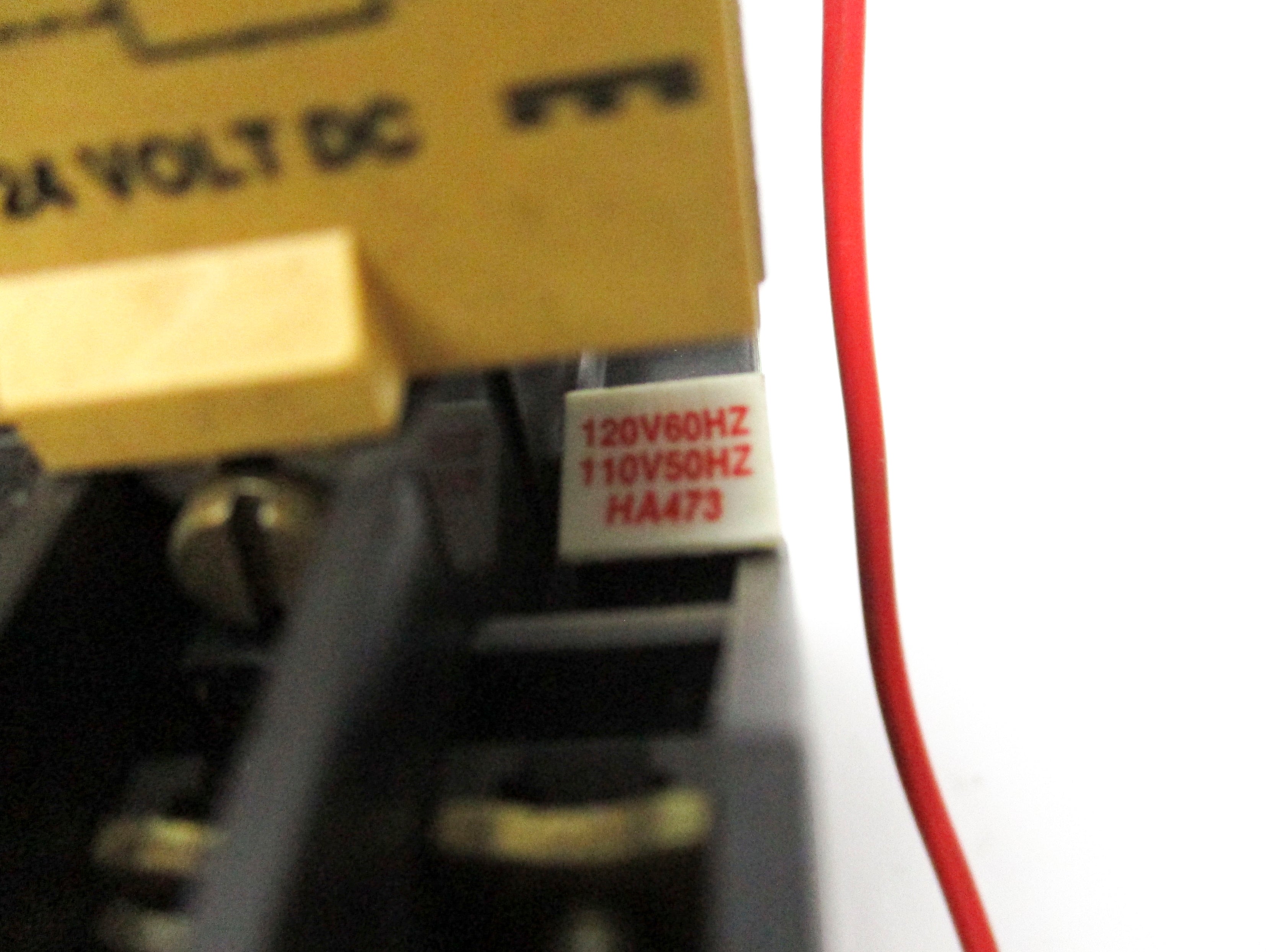INDUSTRIAL SPARE PART 700-F400A1 SER. B 110/120V (AS PICTURED) UNMP