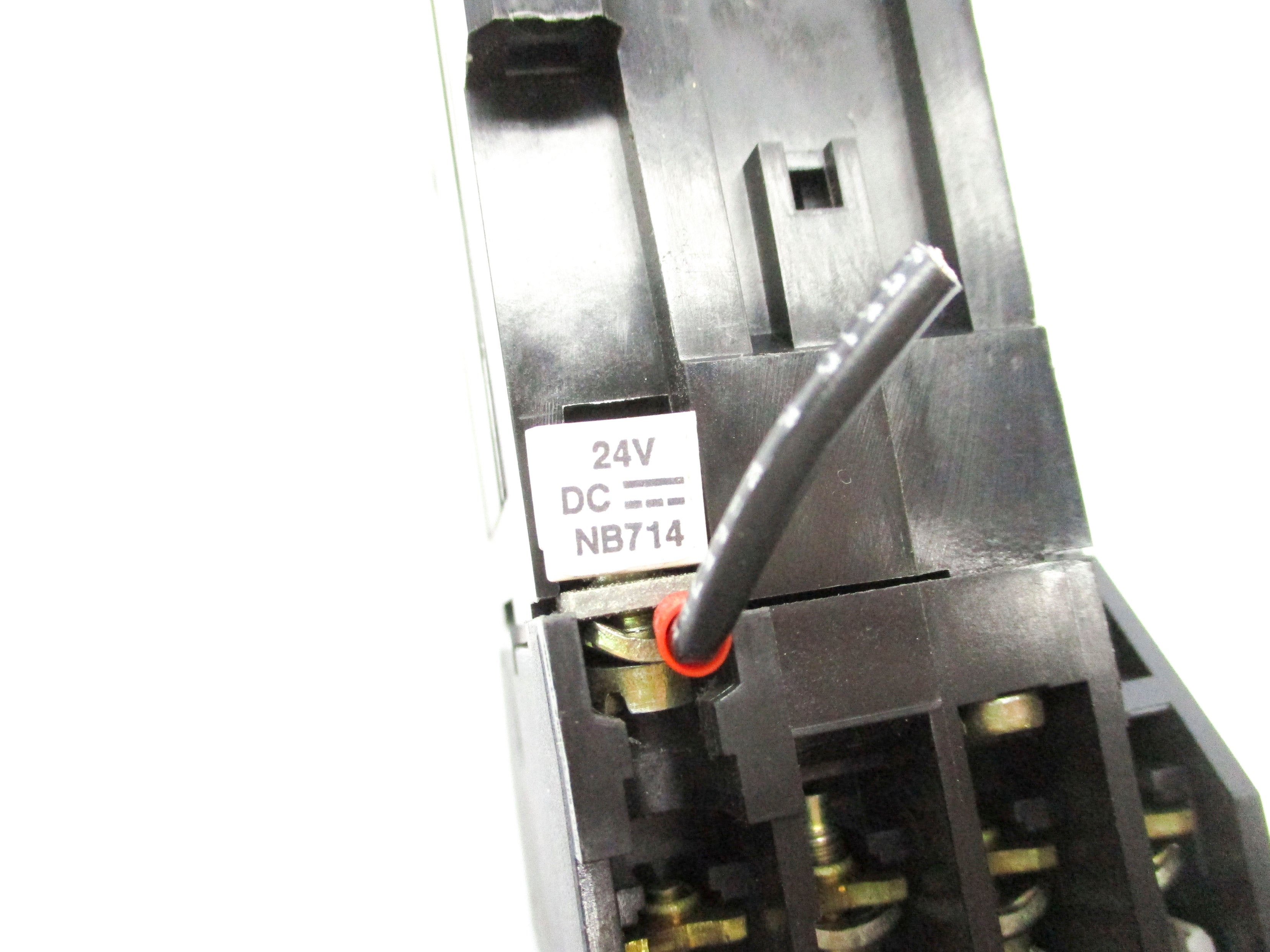 INDUSTRIAL SPARE PART 700DC-F310J SER. C 24VDC UNMP