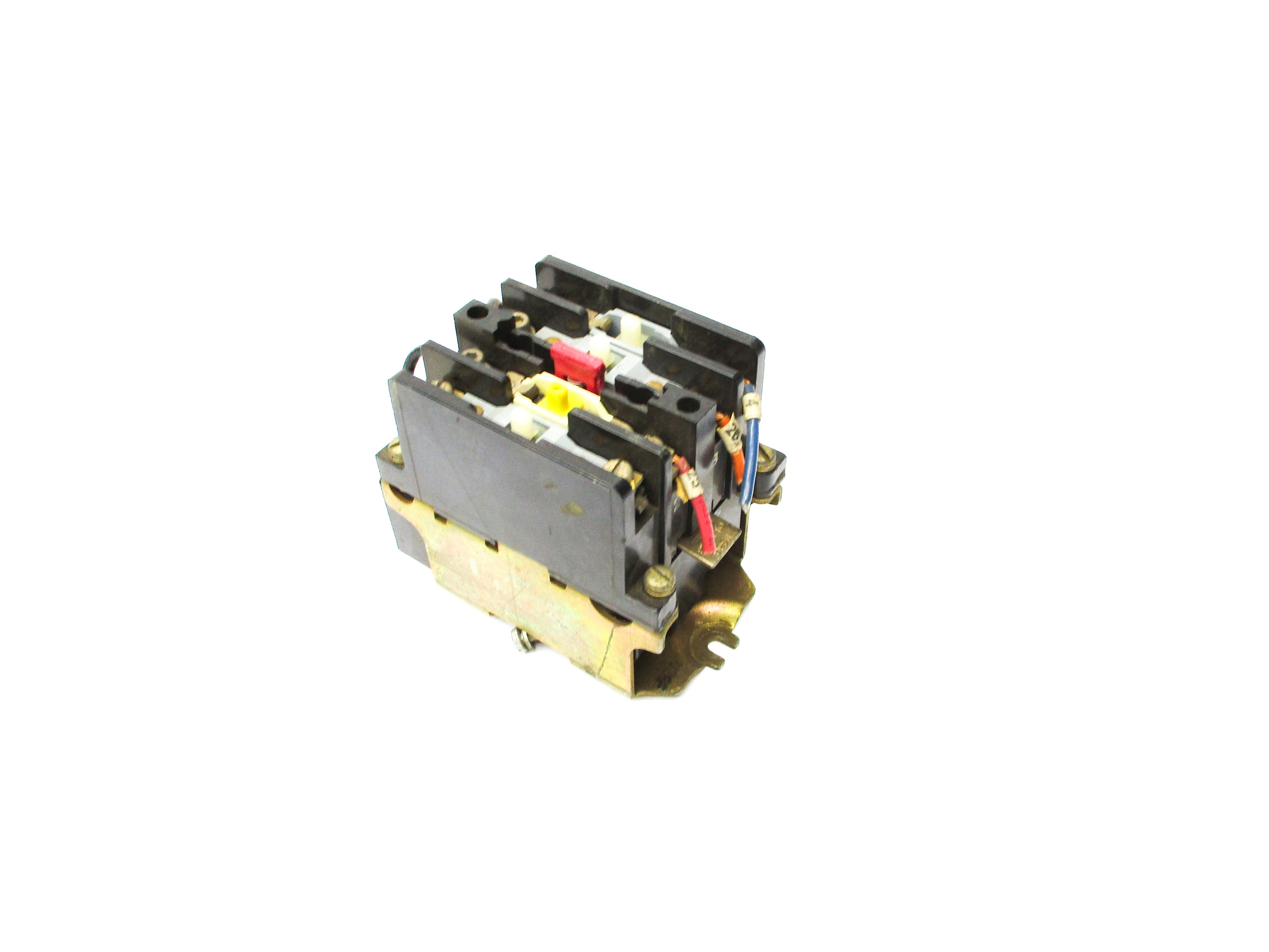 ALLEN BRADLEY 700-NM200A1 SER. D 110/120V UNMP