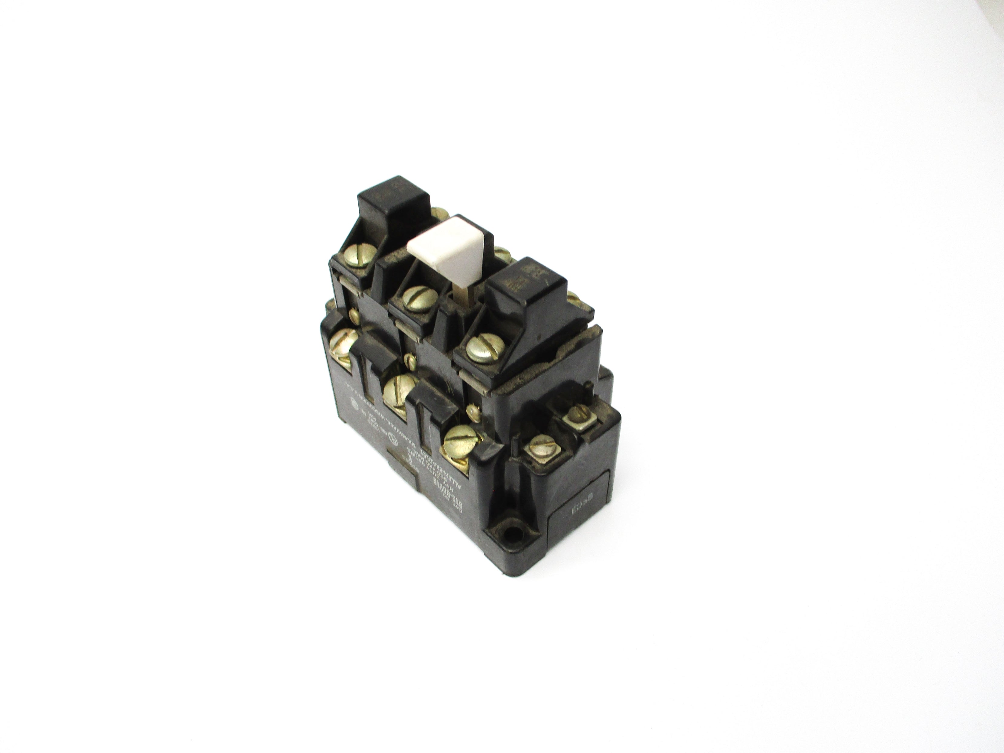ALLEN BRADLEY 815-BOV16 SER. K 600VAC UNMP