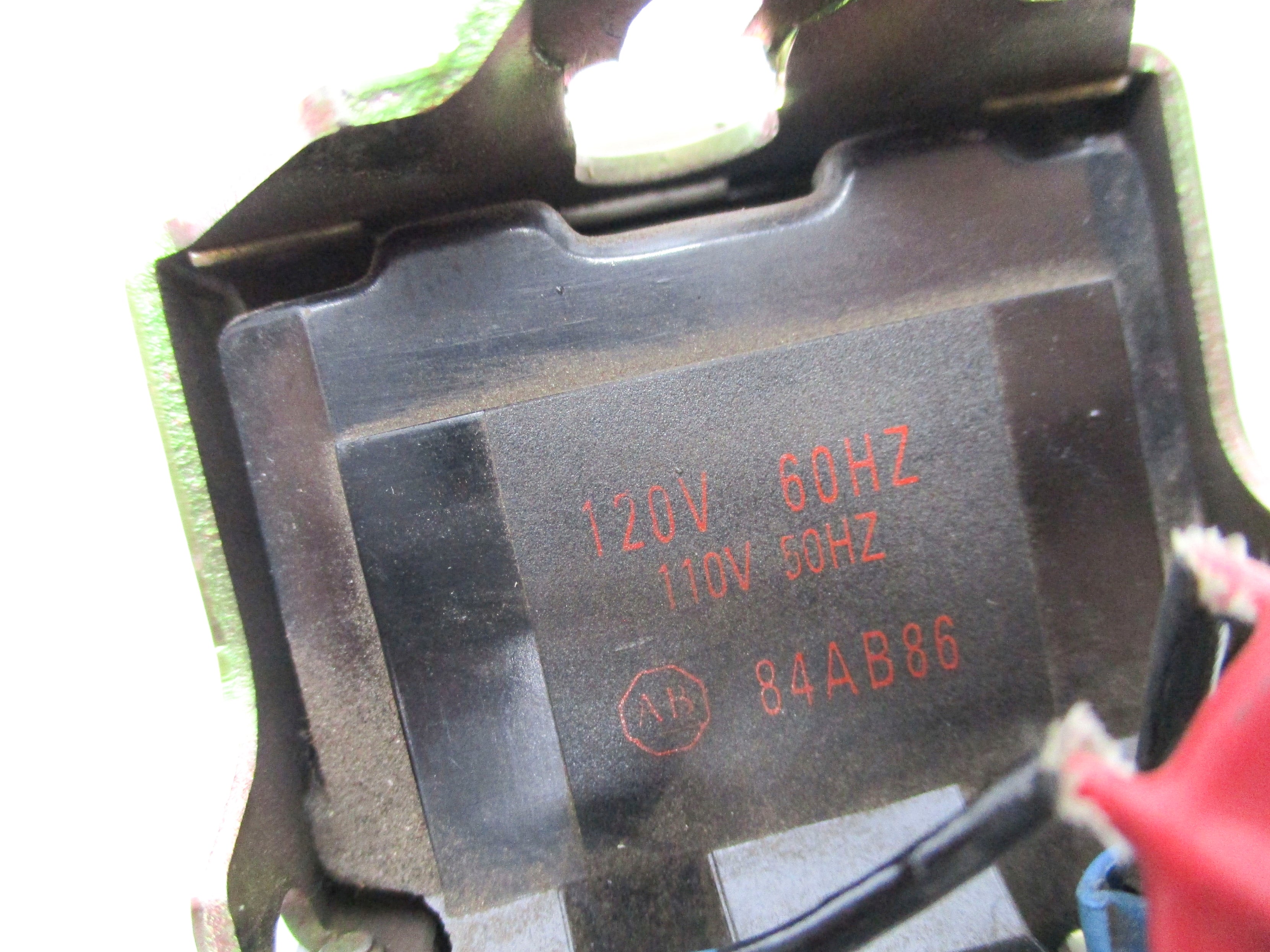 ALLEN BRADLEY 700-N200A1 SER. C 110/120V UNMP