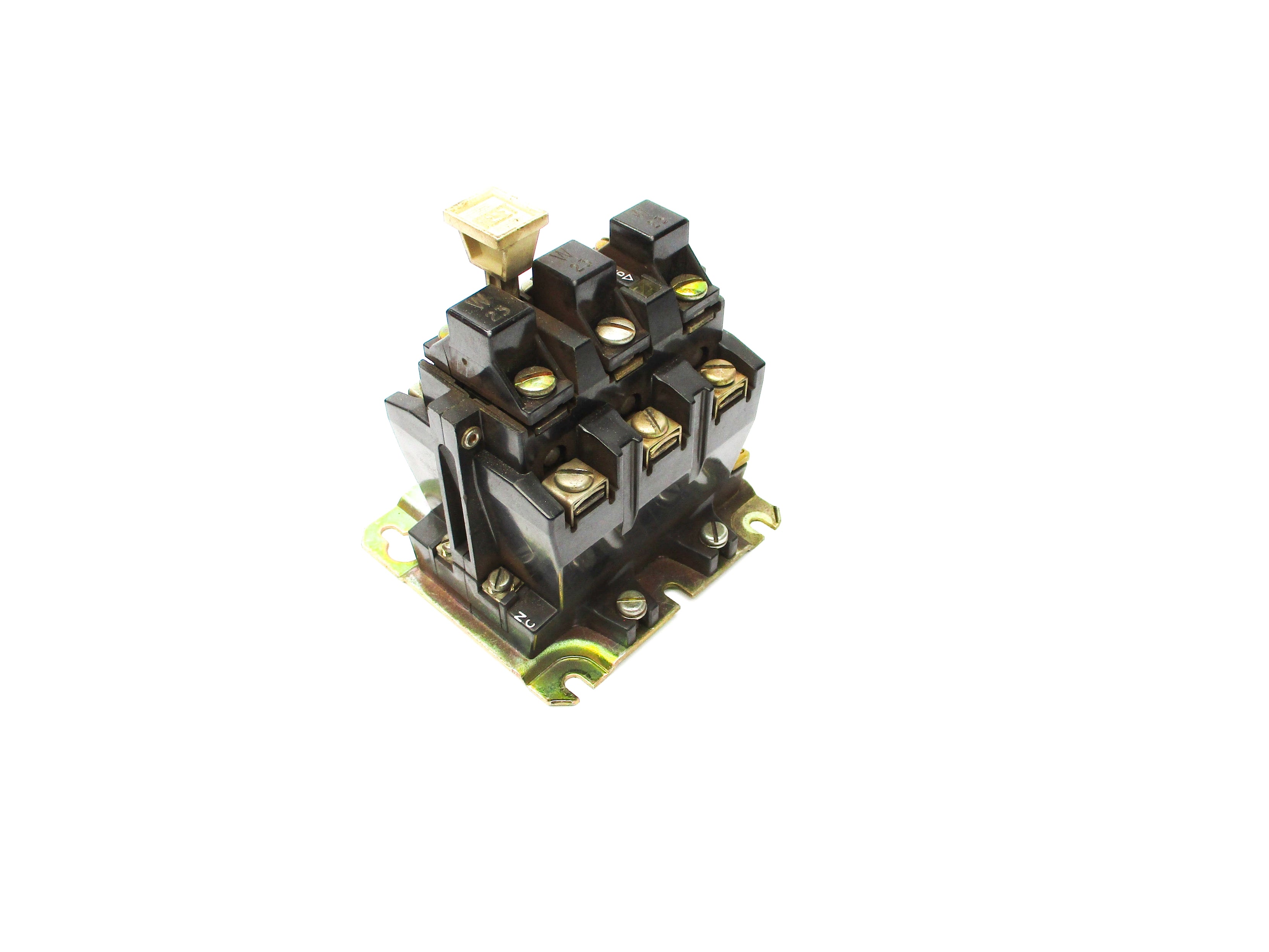 ALLEN BRADLEY 592-BOV16 SER. A 120/600VAC UNMP