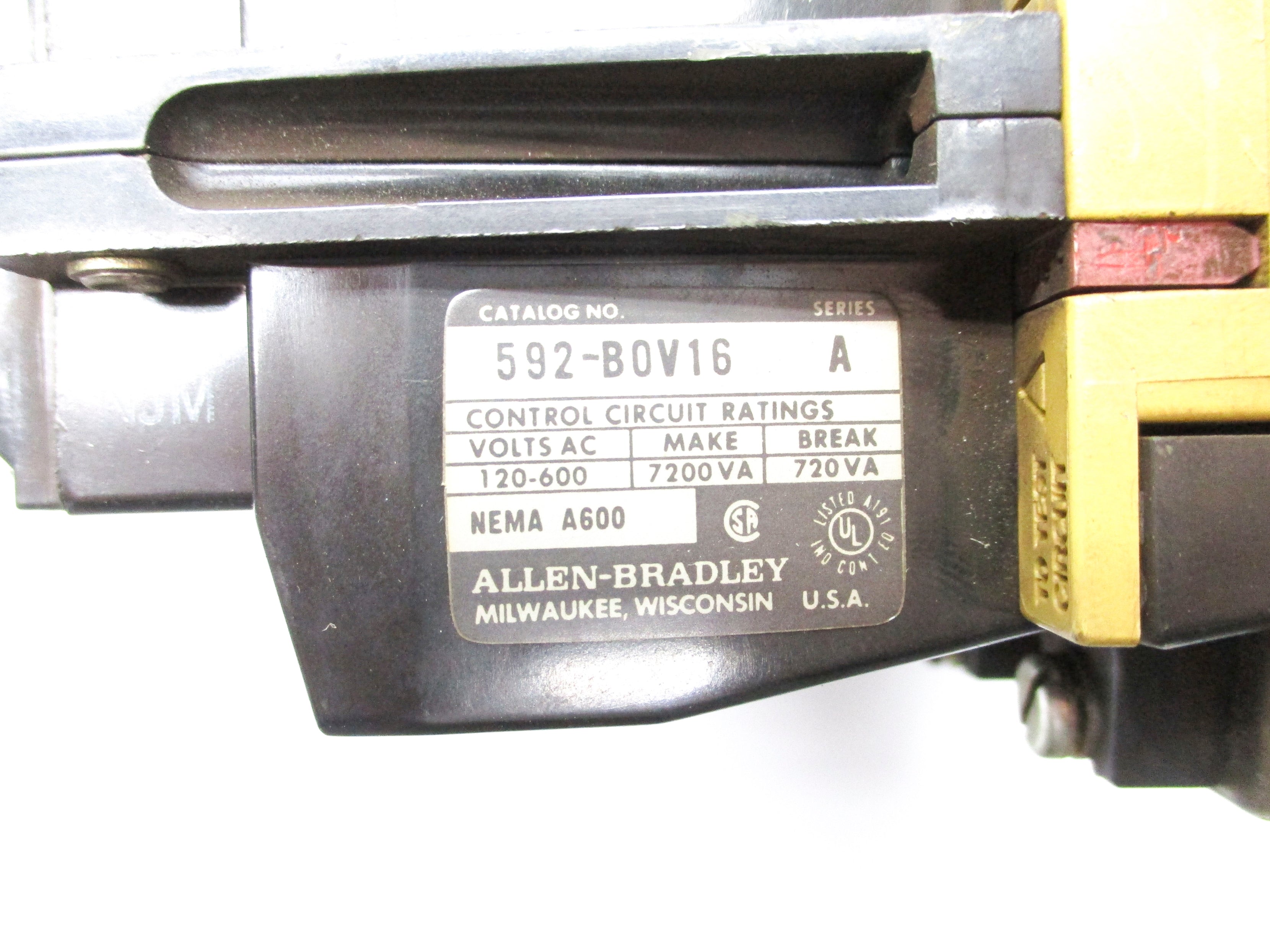 ALLEN BRADLEY 592-BOV16 SER. A 120/600VAC UNMP